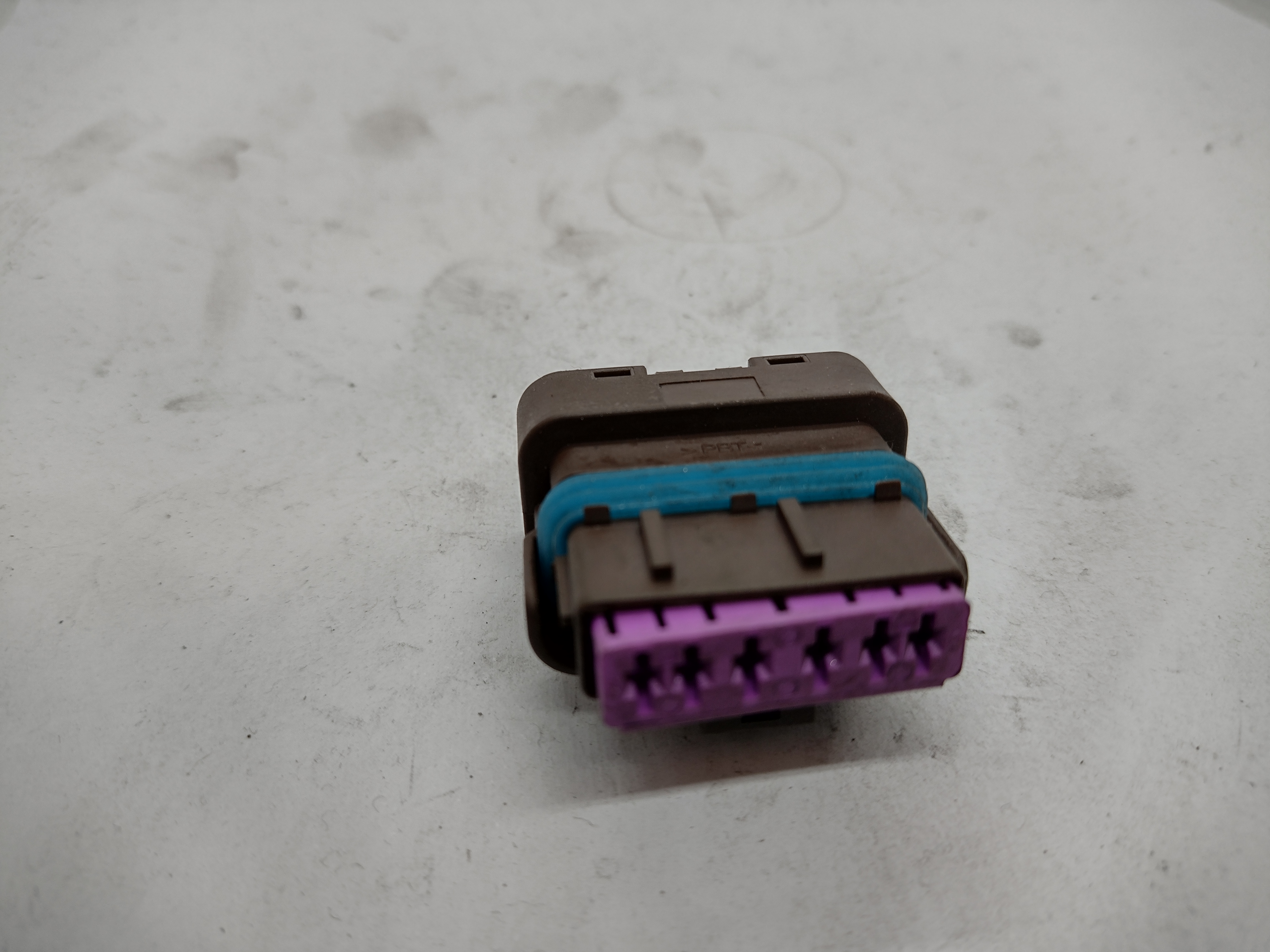 Peugeot / Citroen Steckergehäuse 6541LR NEU NOS NEW OEM 