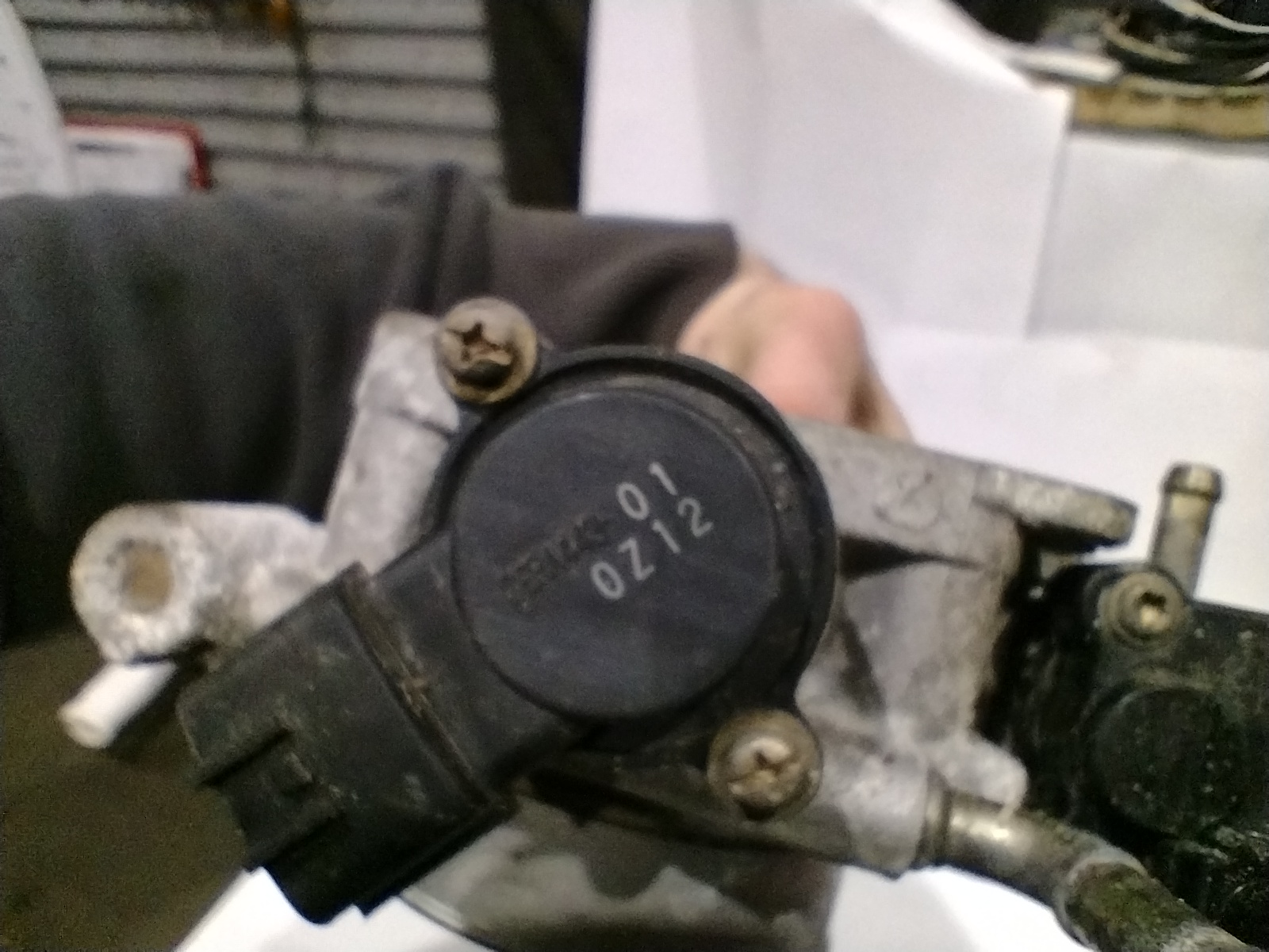 Drosselklappe mit Leerlaufreger und Map Sensor für SUbaru Legacy Impreza 22650AA21B 22627AA130