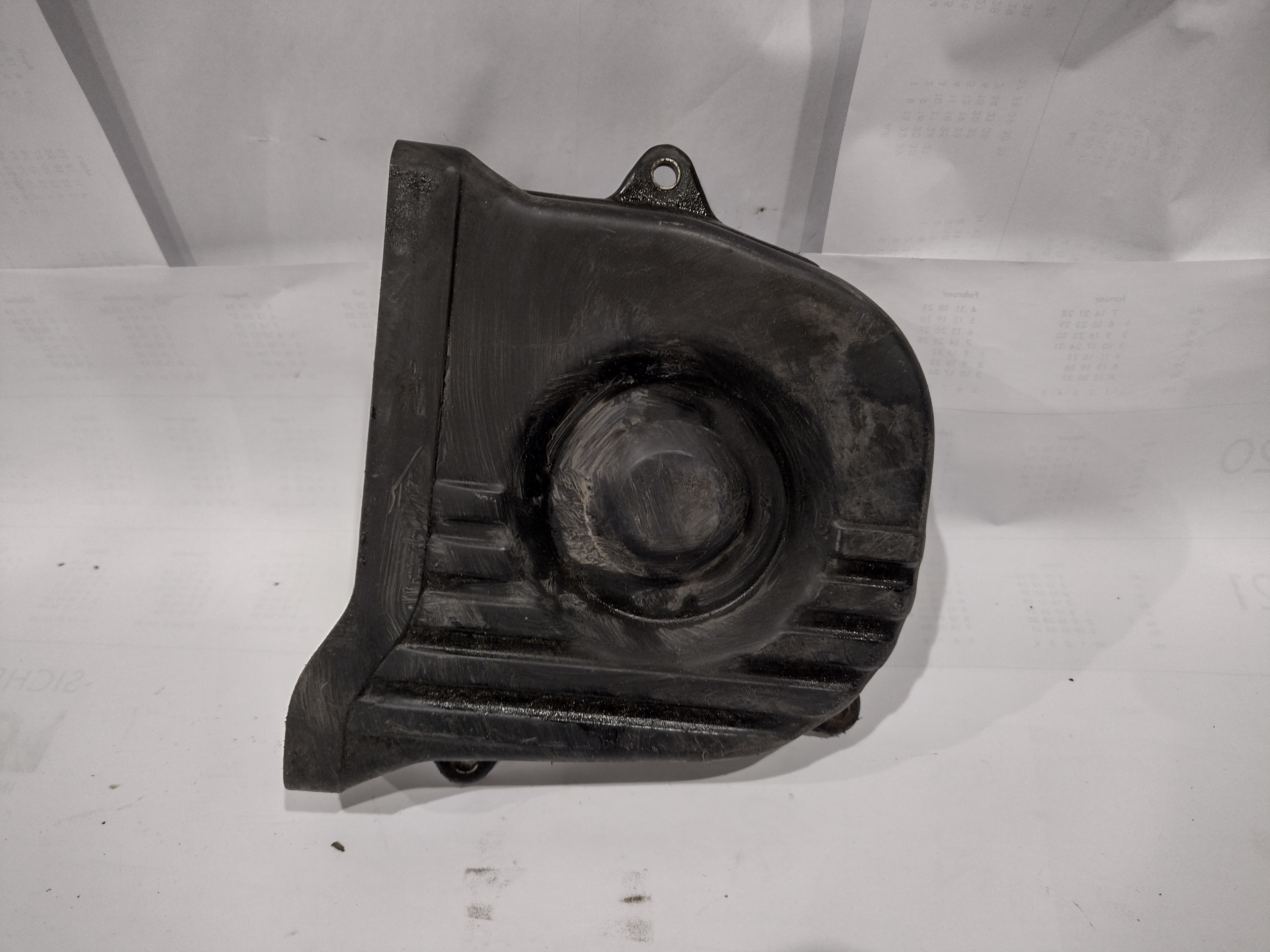 Zahnriemenabdeckung  links für Subaru 13574AA040 