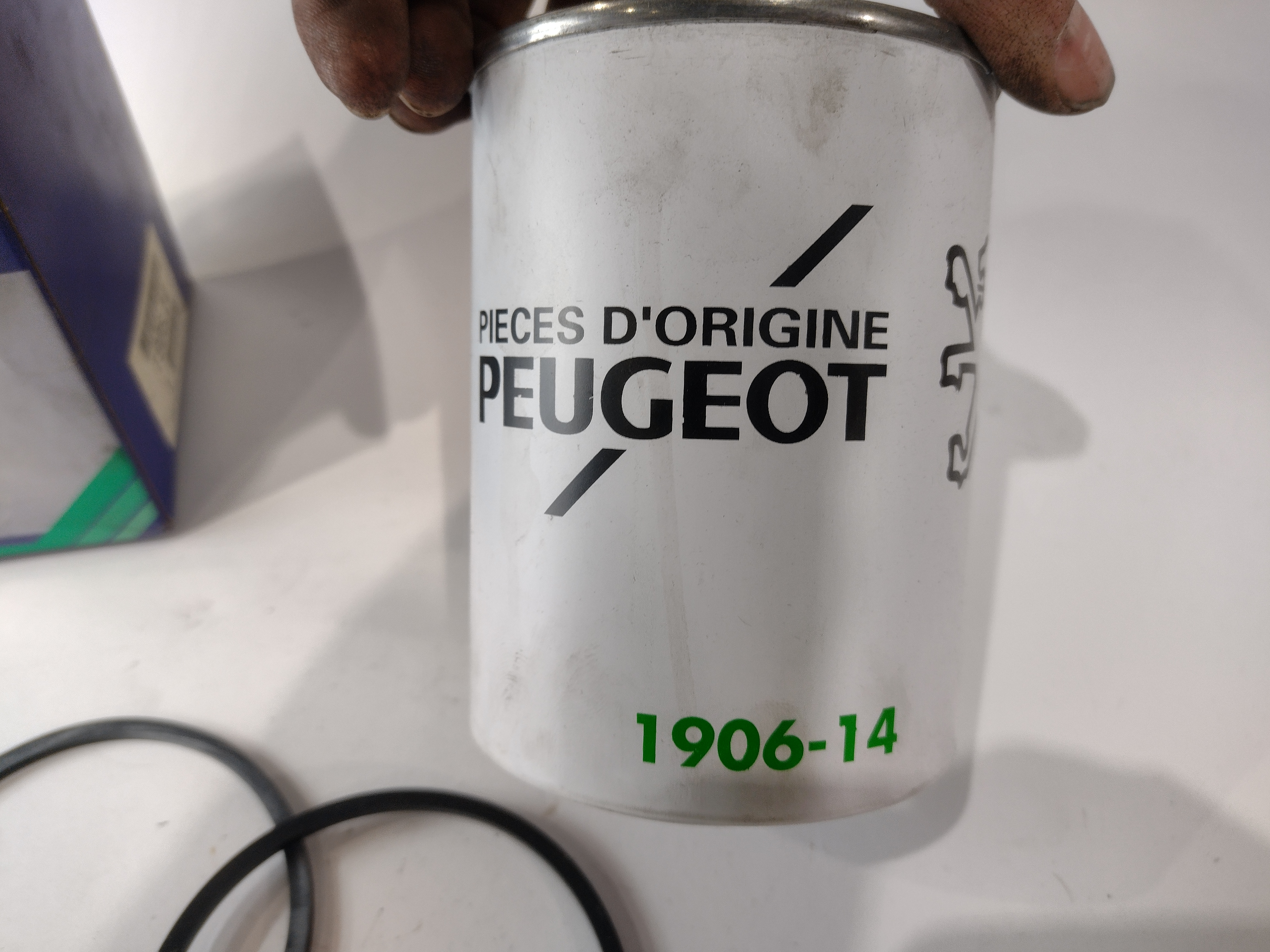 Peugeot Kraftstofffilter FILTER EINSATZ 190614 NEU NOS NEW 1906E2