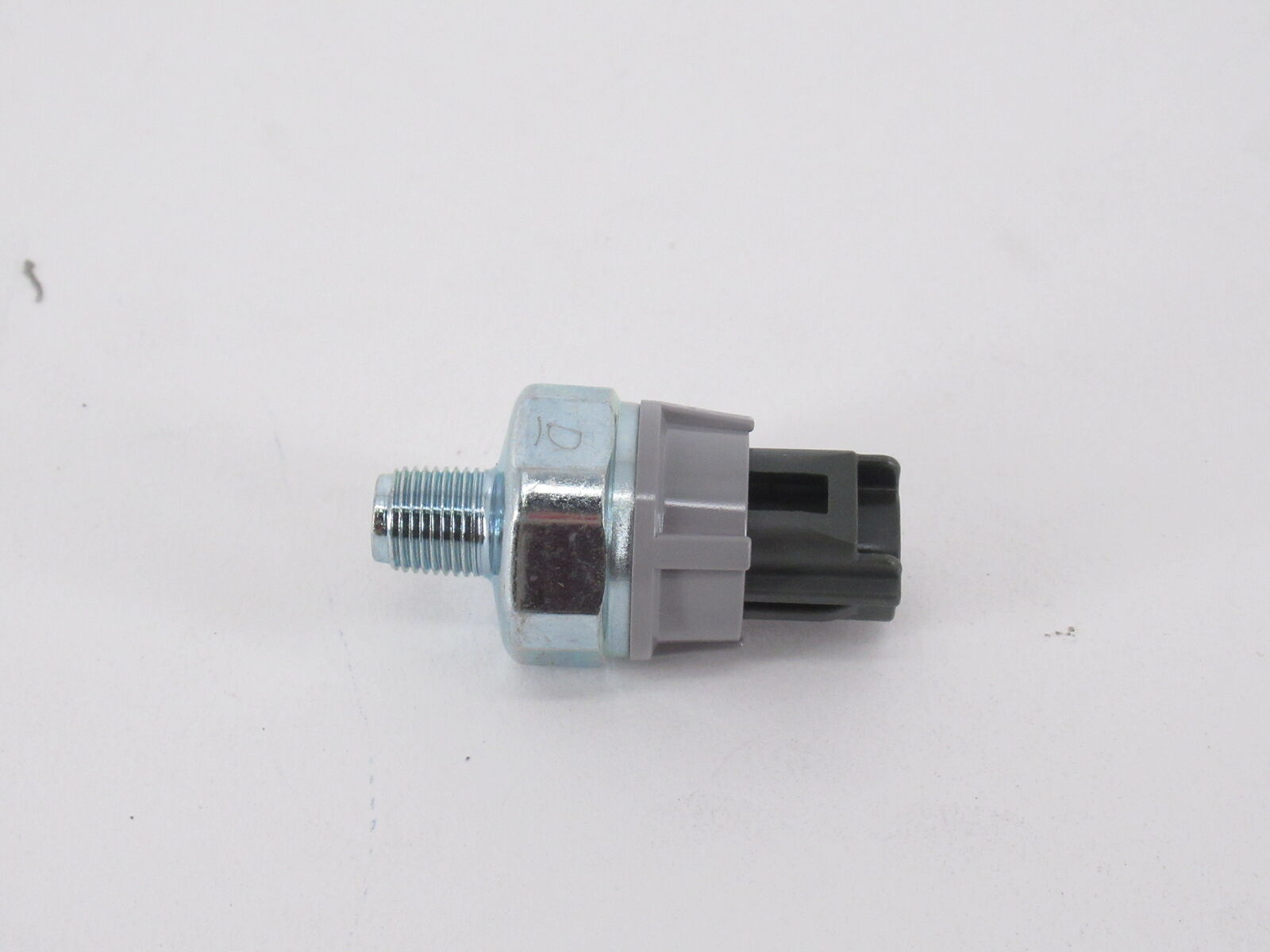 Öldruckschalter für Subaru / 25240AA060