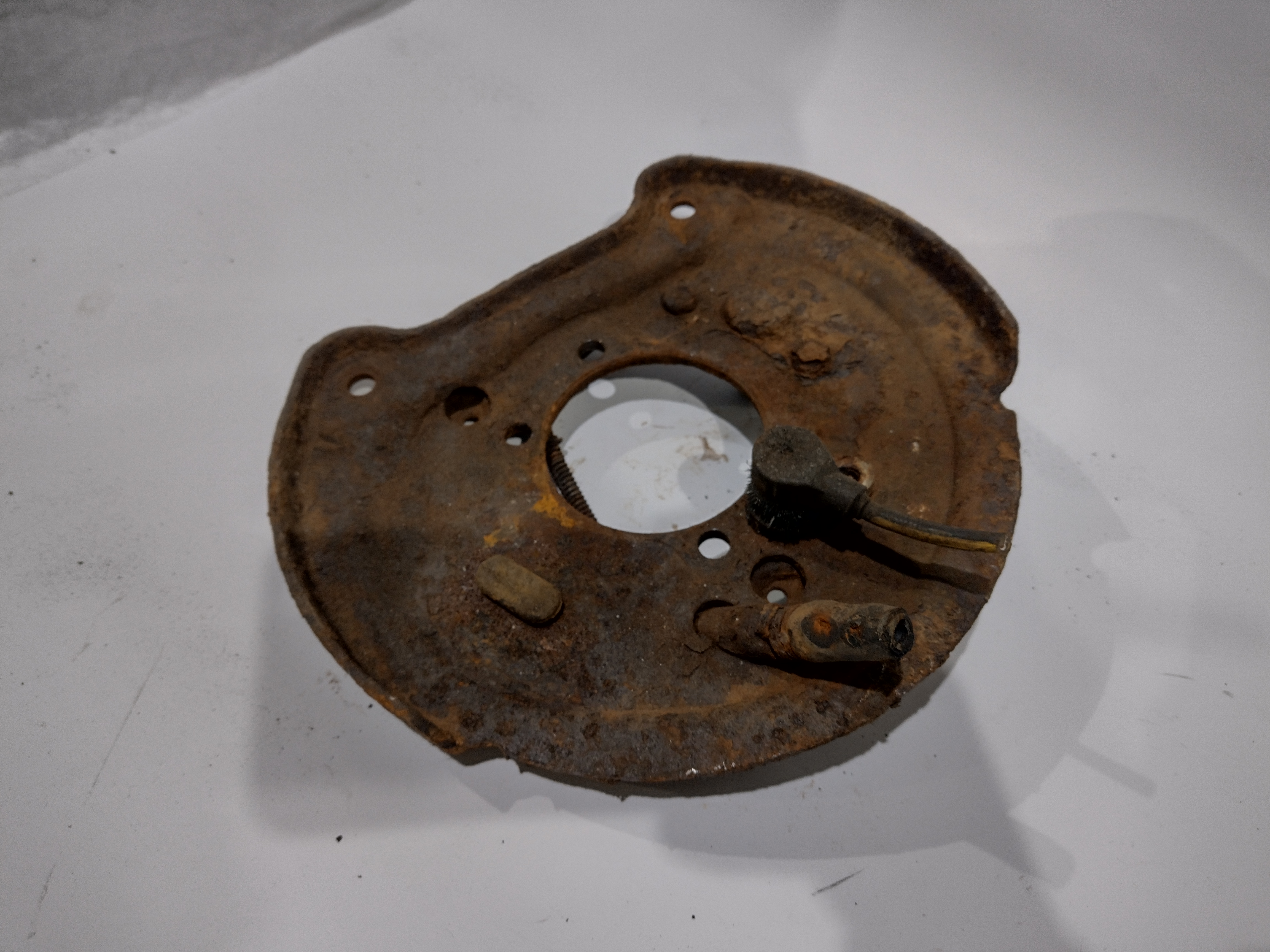 Ankerblech hinten links für Subaru Impreza GC GF