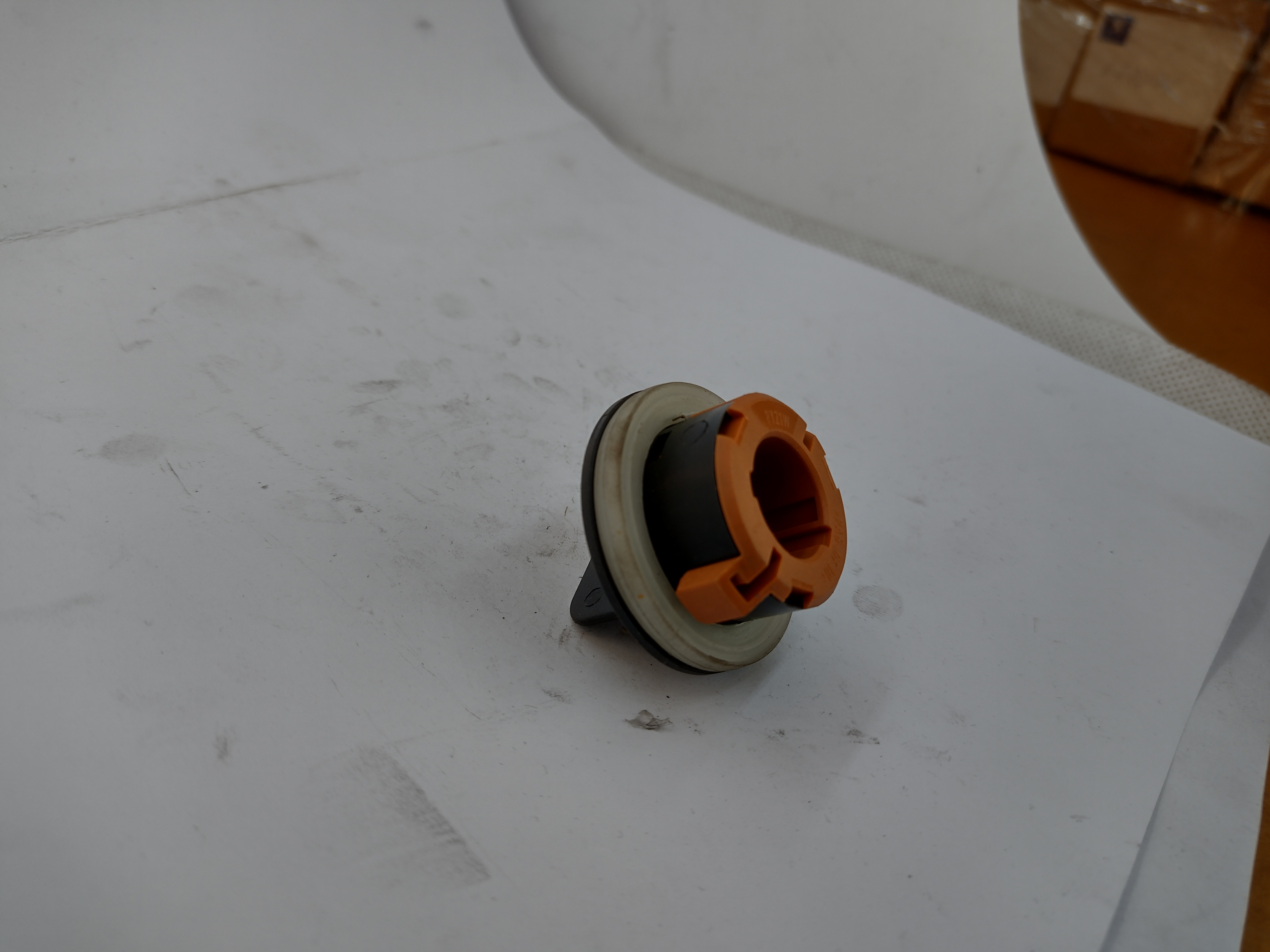 Peugeot / Citroen Lampenfassung für Blinker 621556 NEU NOS NEW OEM