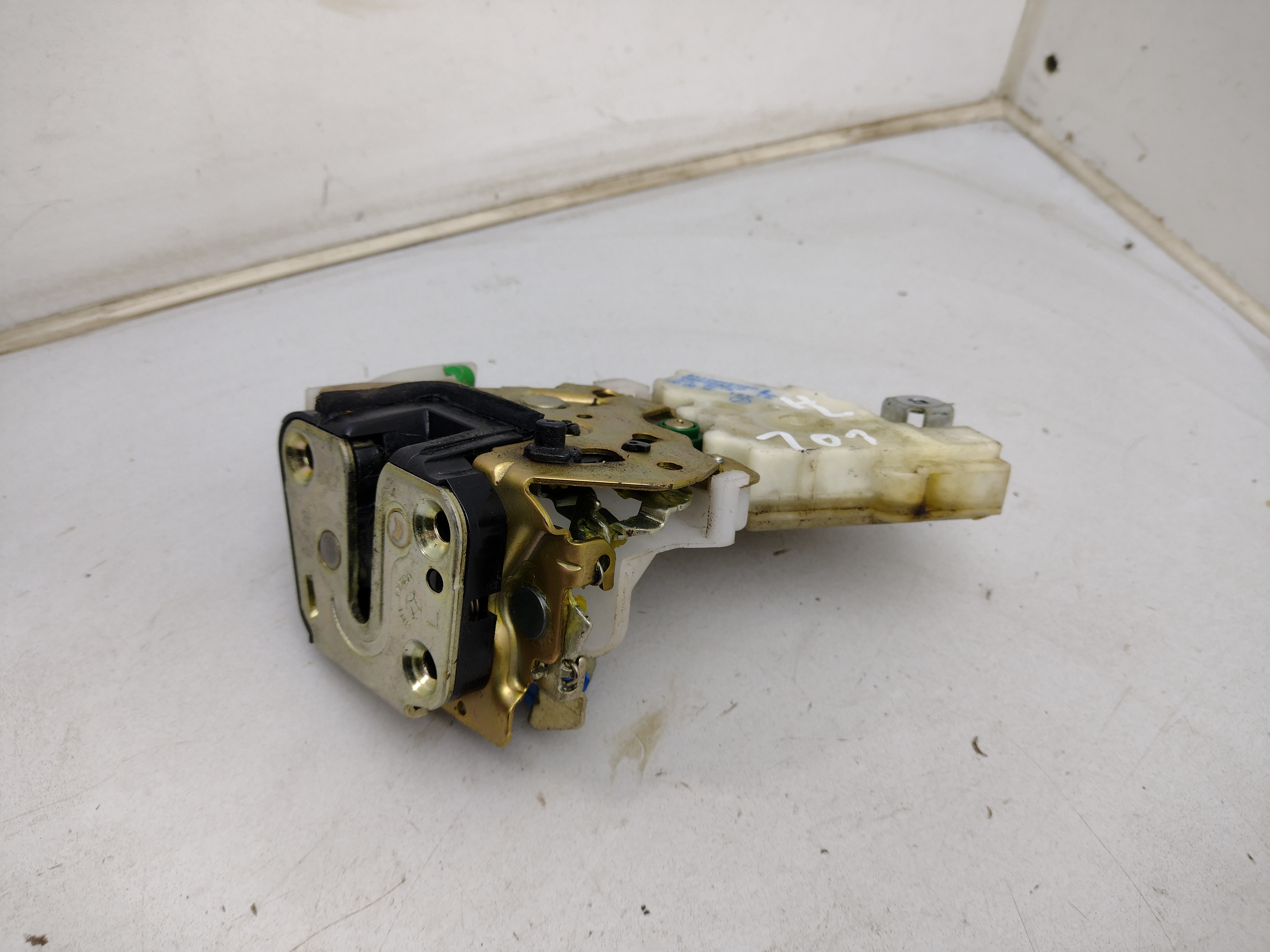 Türschloss hinten links von Subaru Impreza GD GG Newage 81100FE050
