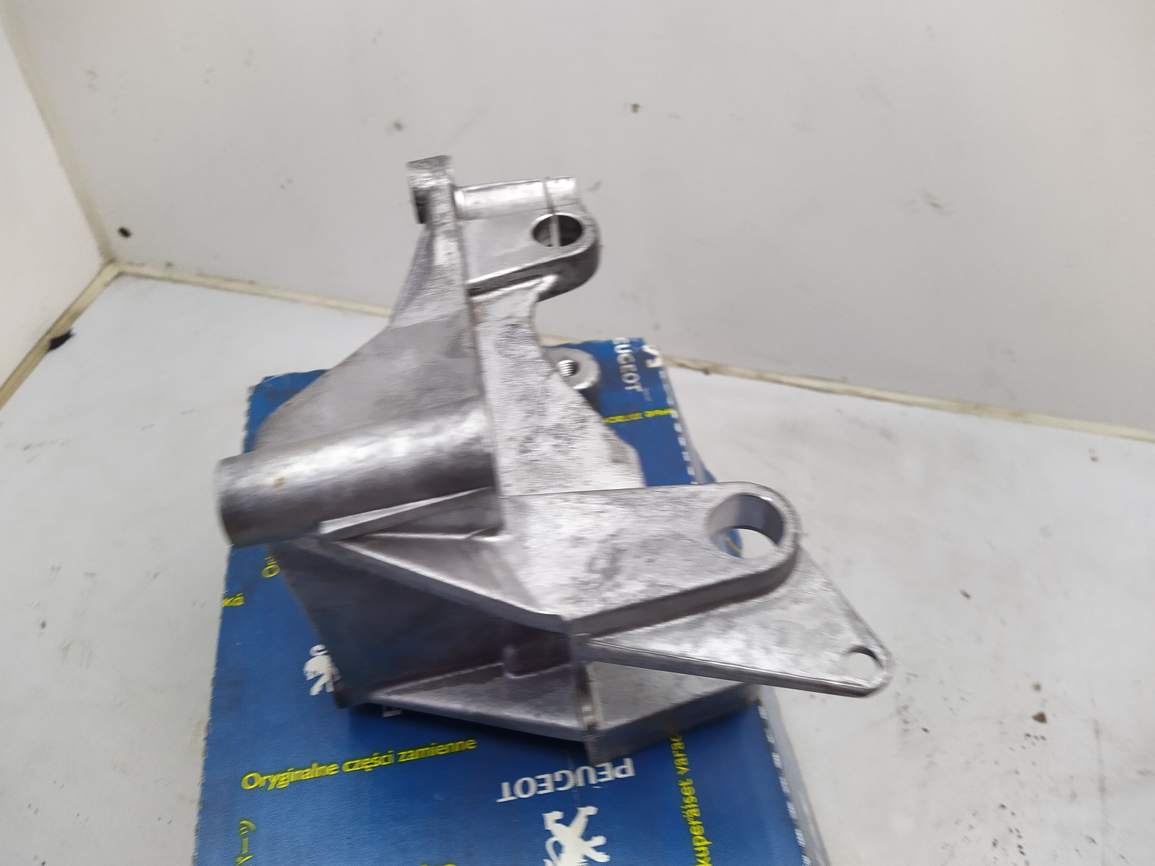 Original Peugeot HALT GENERATOR 5706G2 NEU NOS NEW