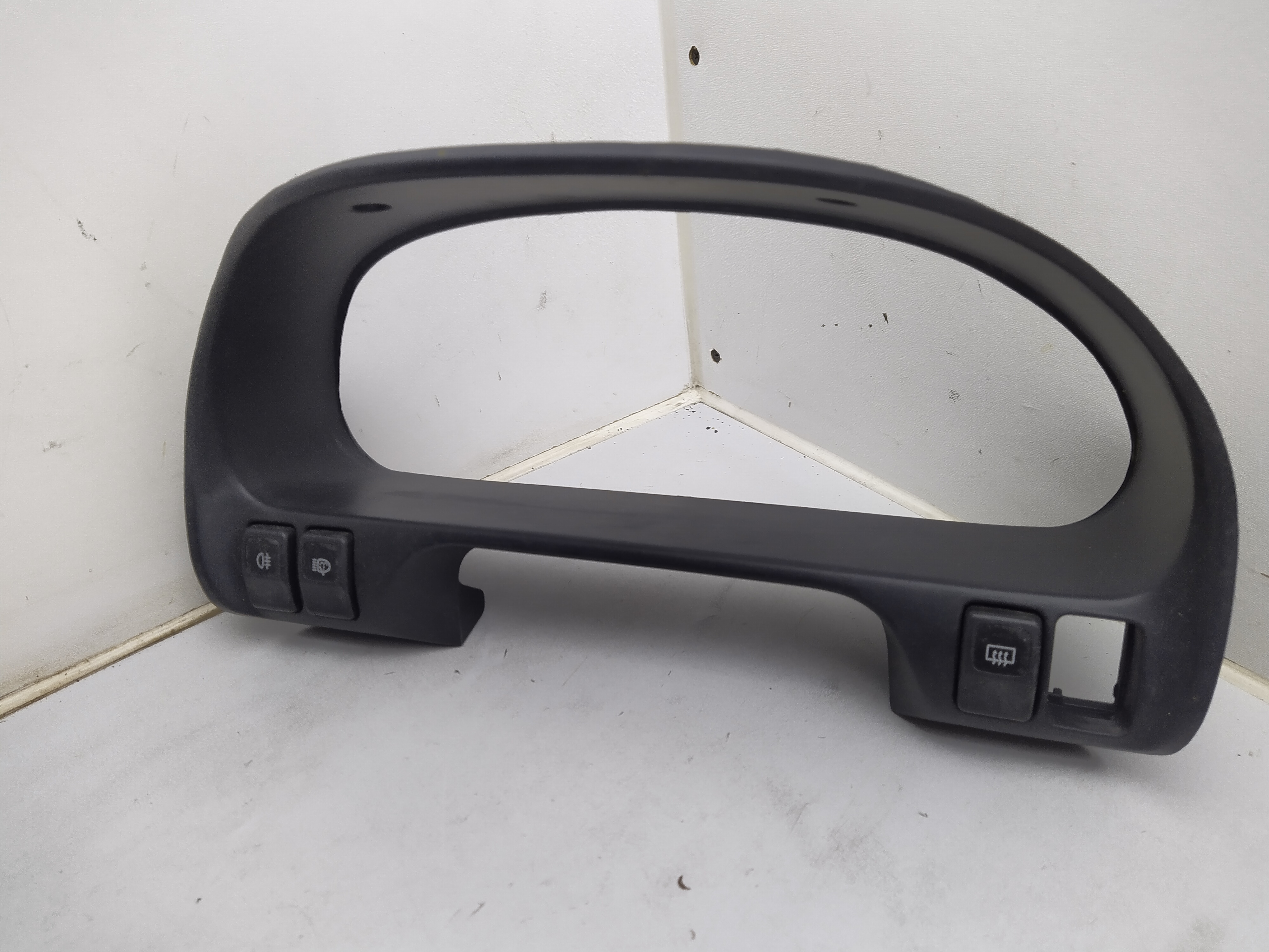 Subaru Legacy 2 BD BG Tachblende mit Schalter Nebelschluss Scheinwerferreinigung Heckscheibenheizung
