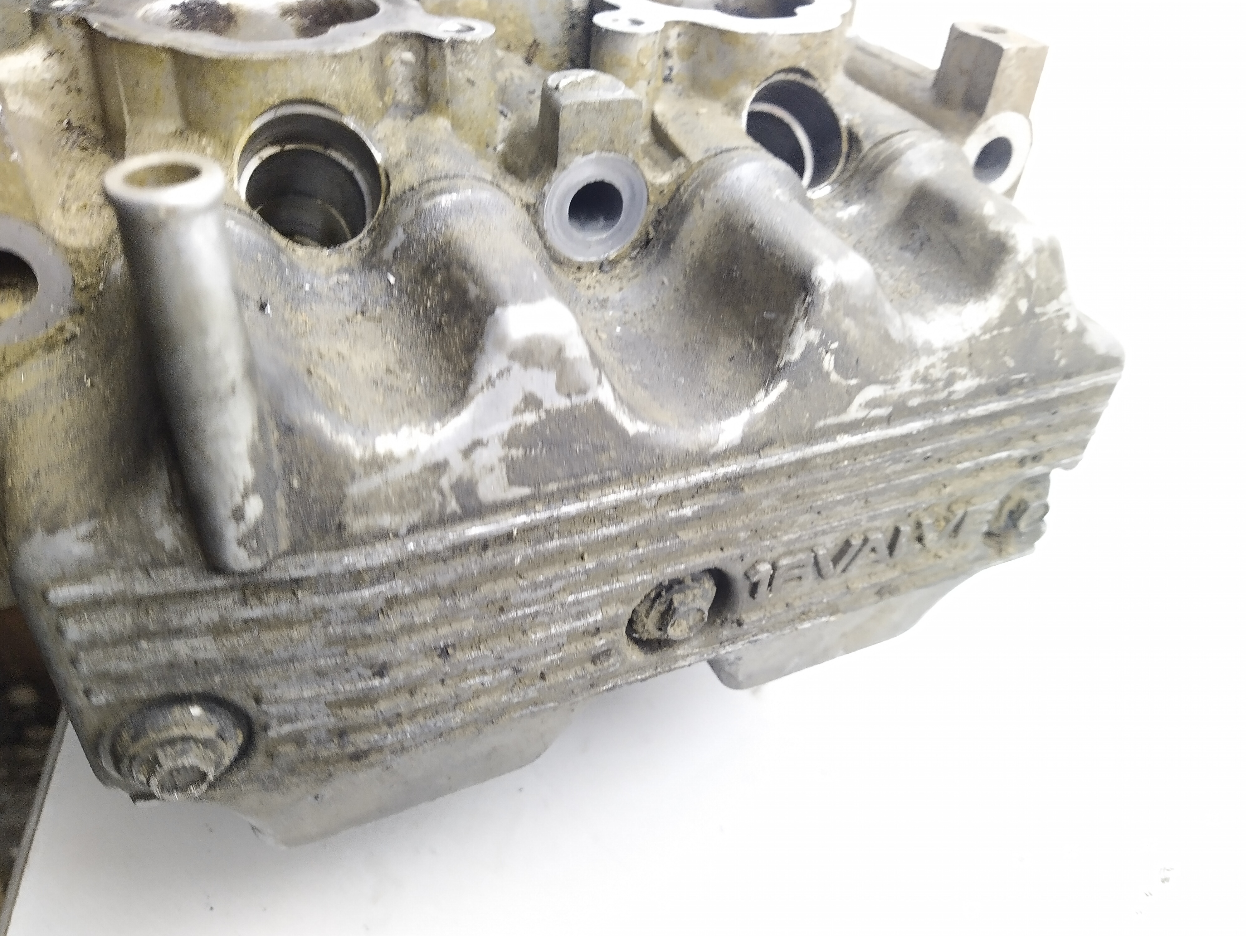 Paar Zylinderköpfe Subaru Legacy 1 BC BJF 2.2 2,2 EJ22 137PS