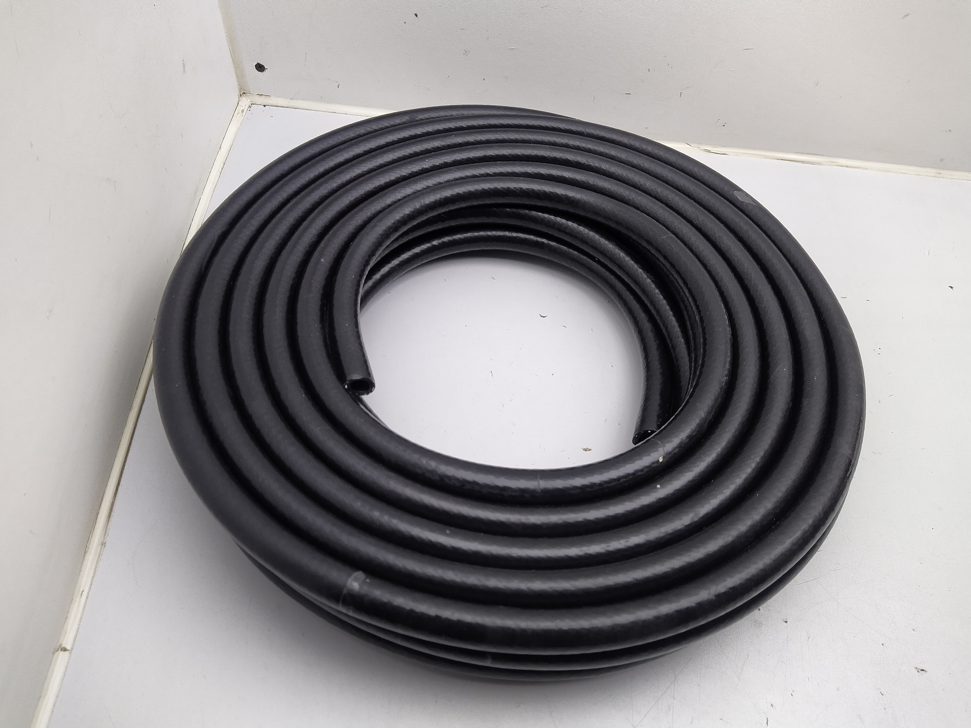 12mm Silikon Unterdruckschlauch verstärkt schwarz
