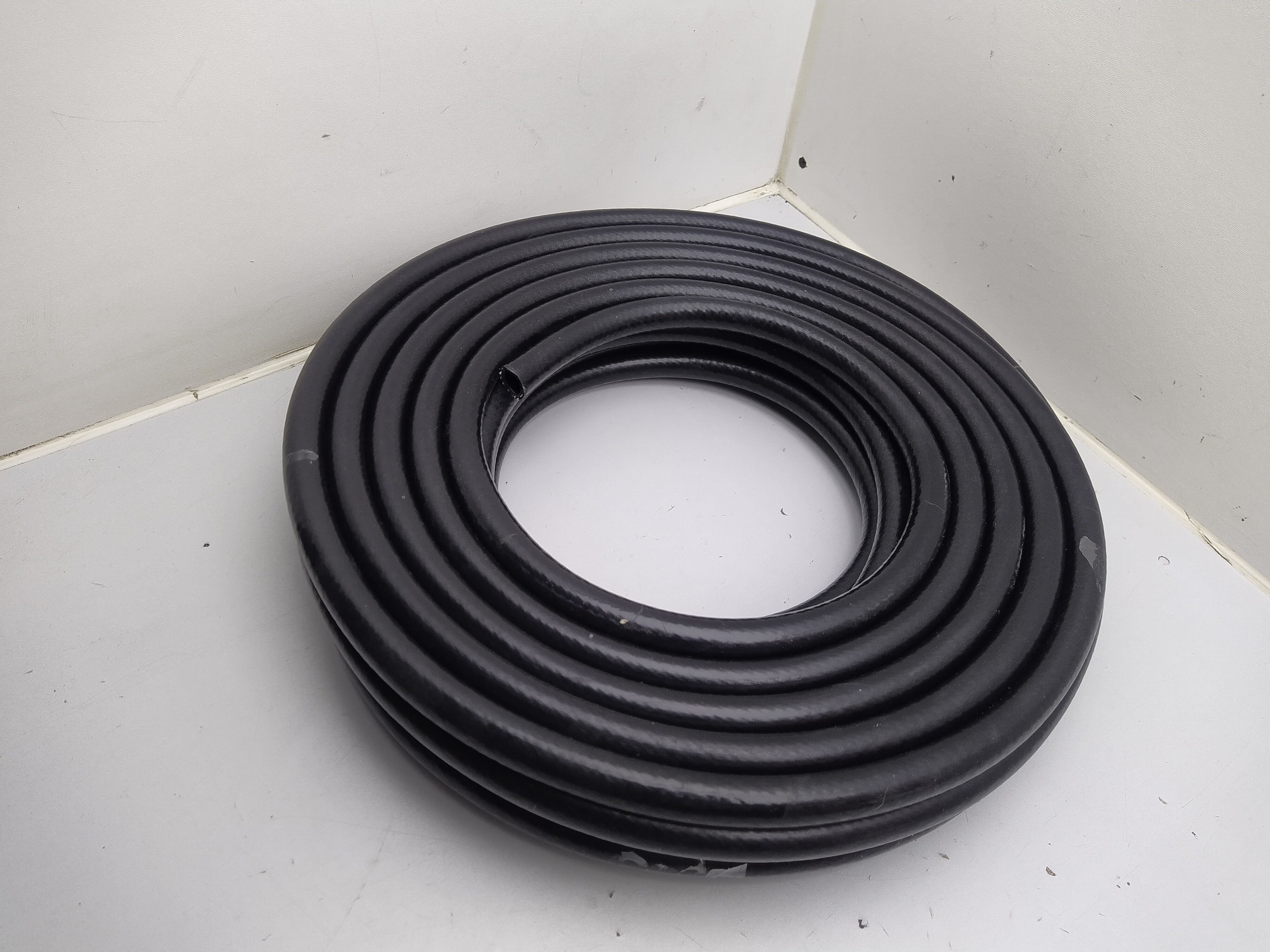 12mm Silikon Unterdruckschlauch verstärkt schwarz
