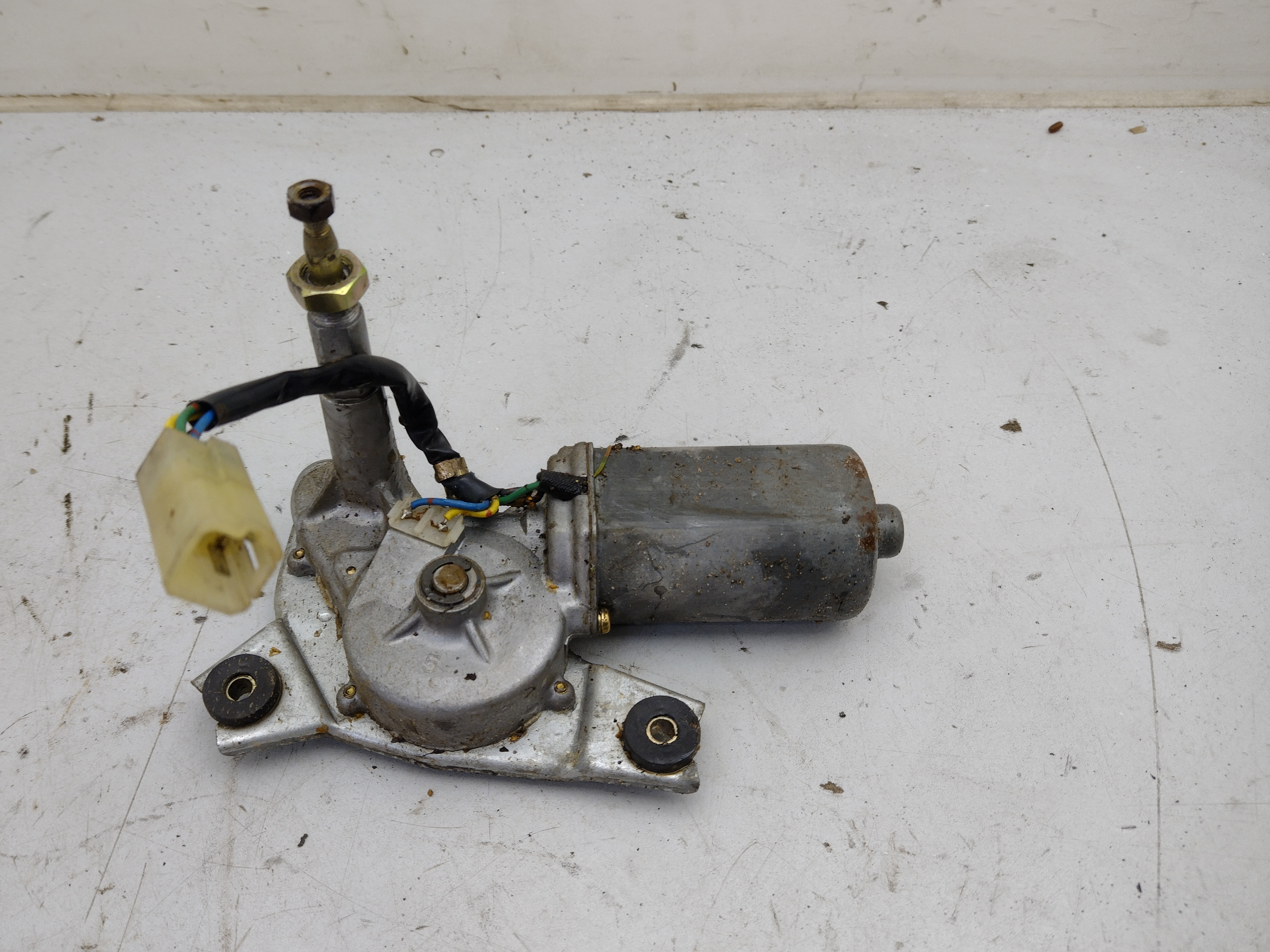 Heckwischermotor Wischermotor hinten für Subaru Justy KAD