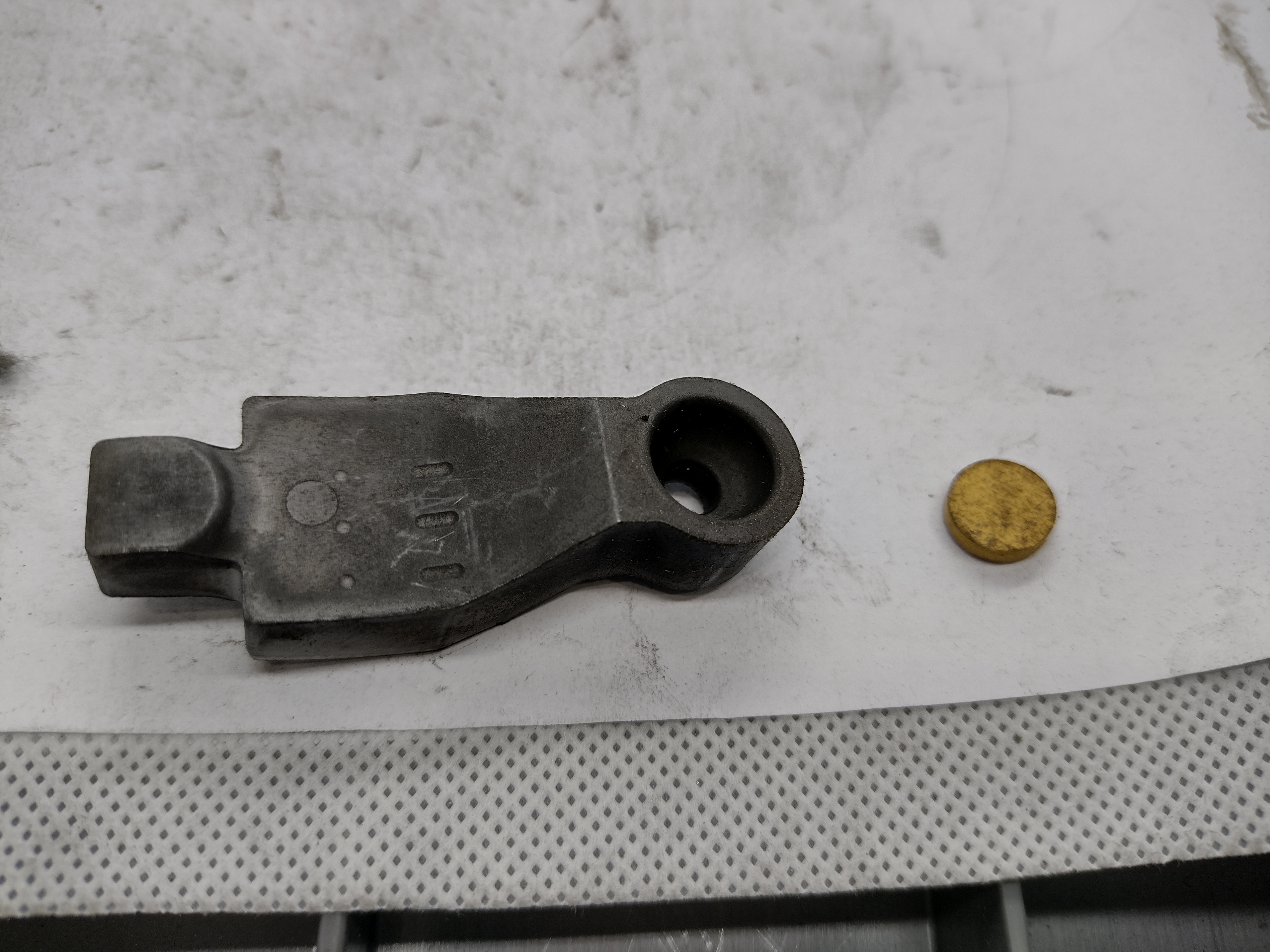 Peugeot  / Citroen KIPPHEBEL 090346 NEU NOS NEW