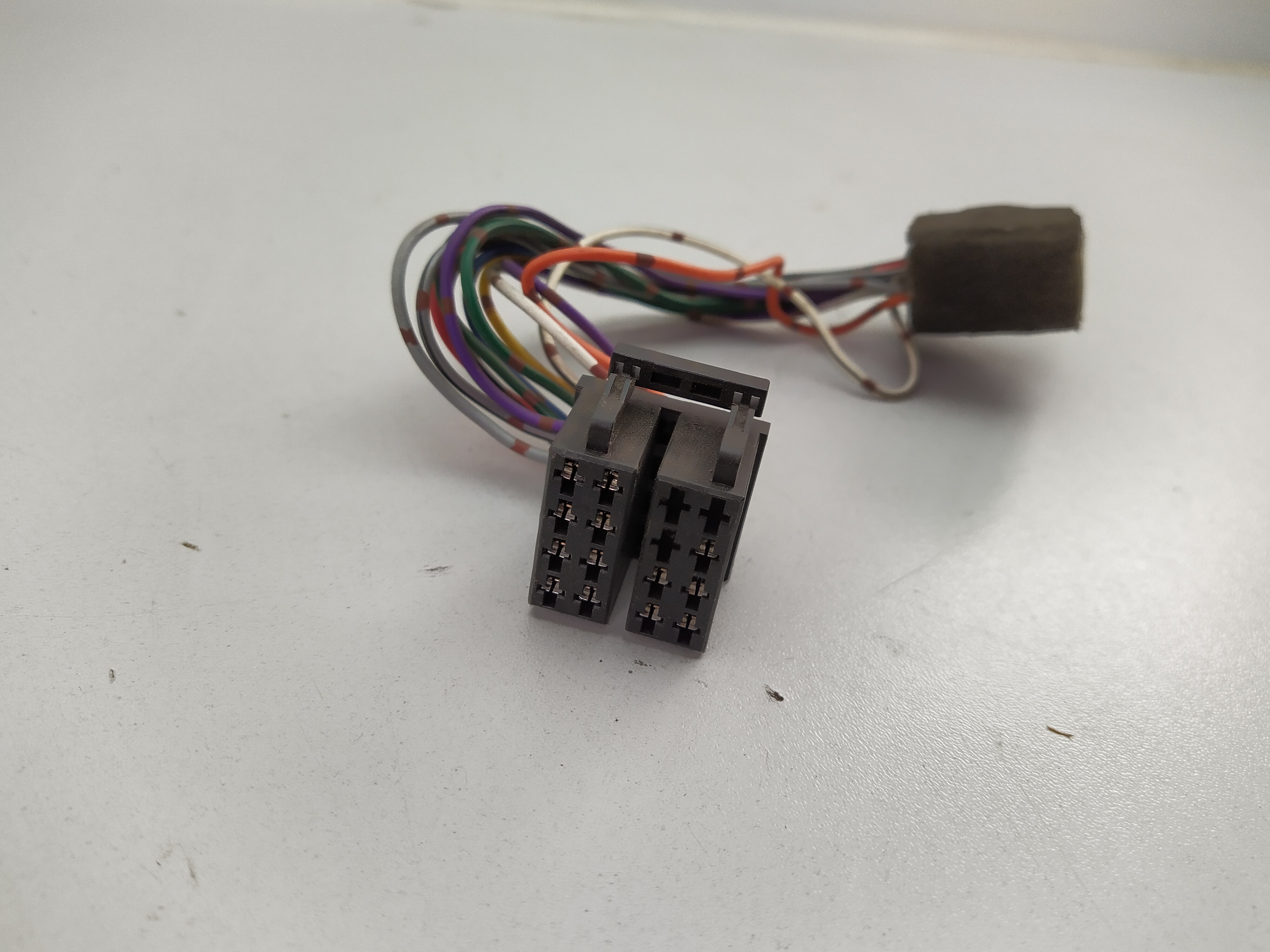 Radioadapter ISO zu Subaru