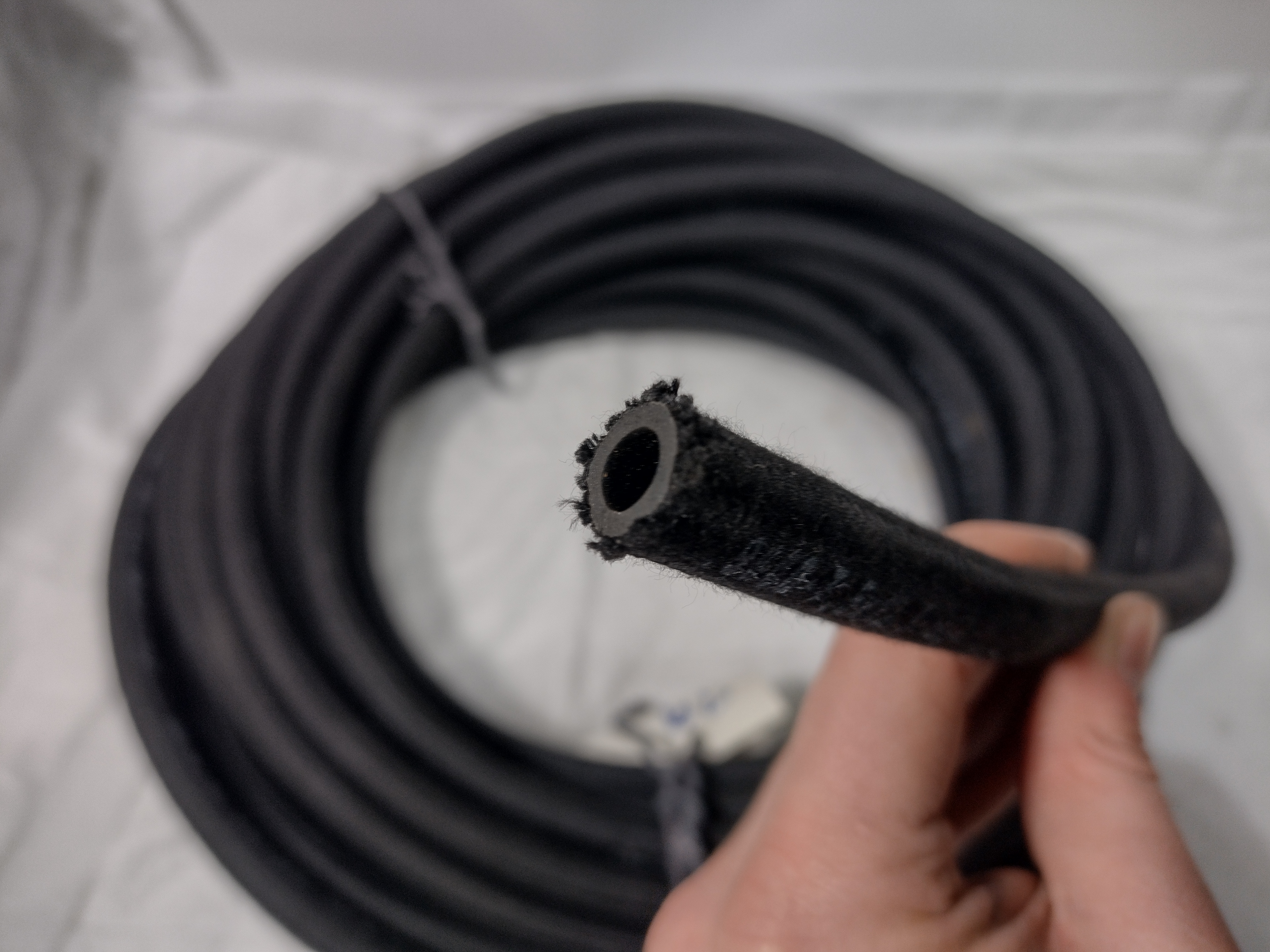 Kraftstoffschlauch / Benzinschlauch 7,5mm / 8mm Gewebe Meterware