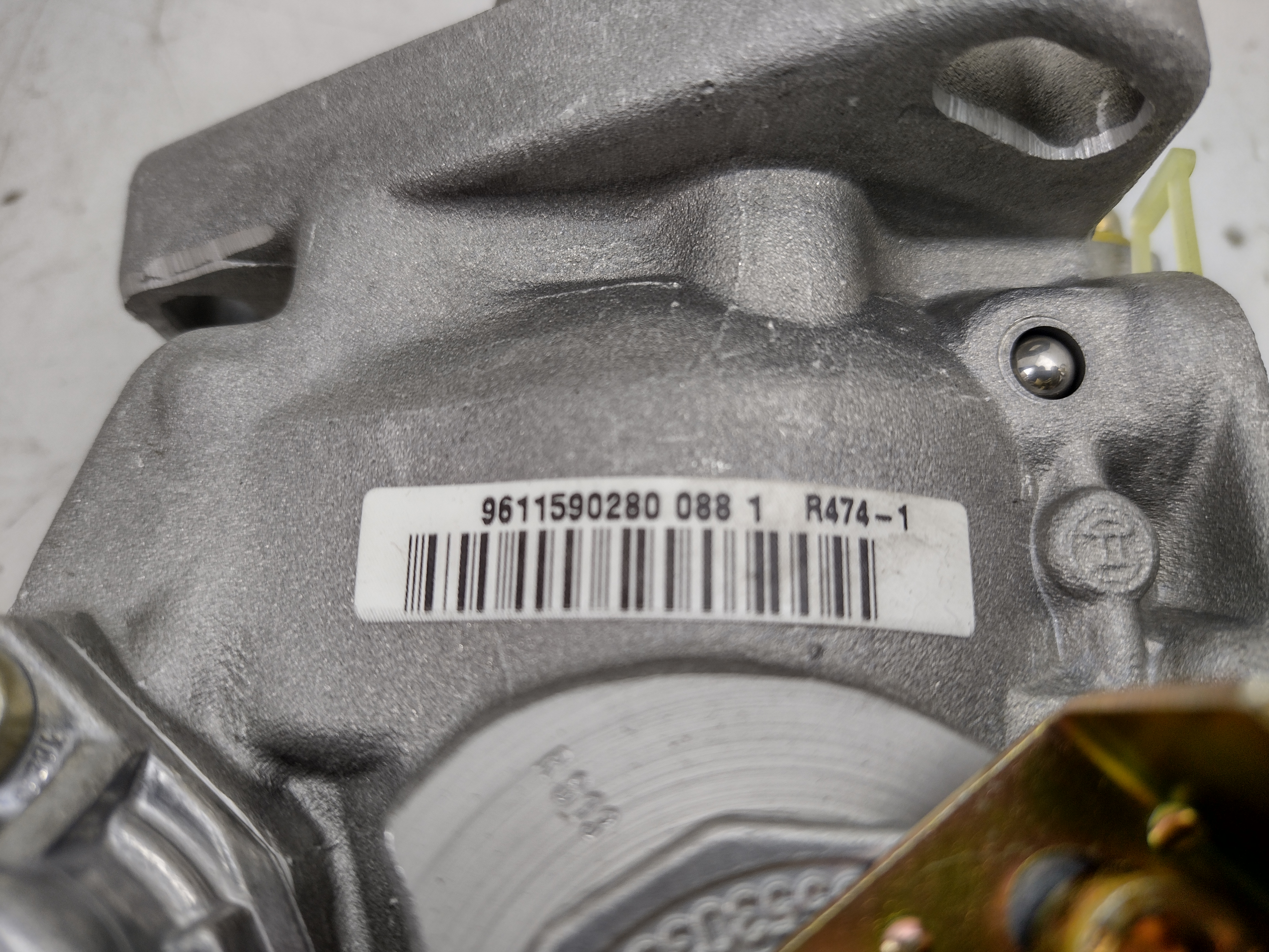 Peugeot / Citroen 2.0 HDi Einspritzpumpe Hochdruckpumpe 1920N3 Bosch 0 460 494 313 NOS NEW OEM
