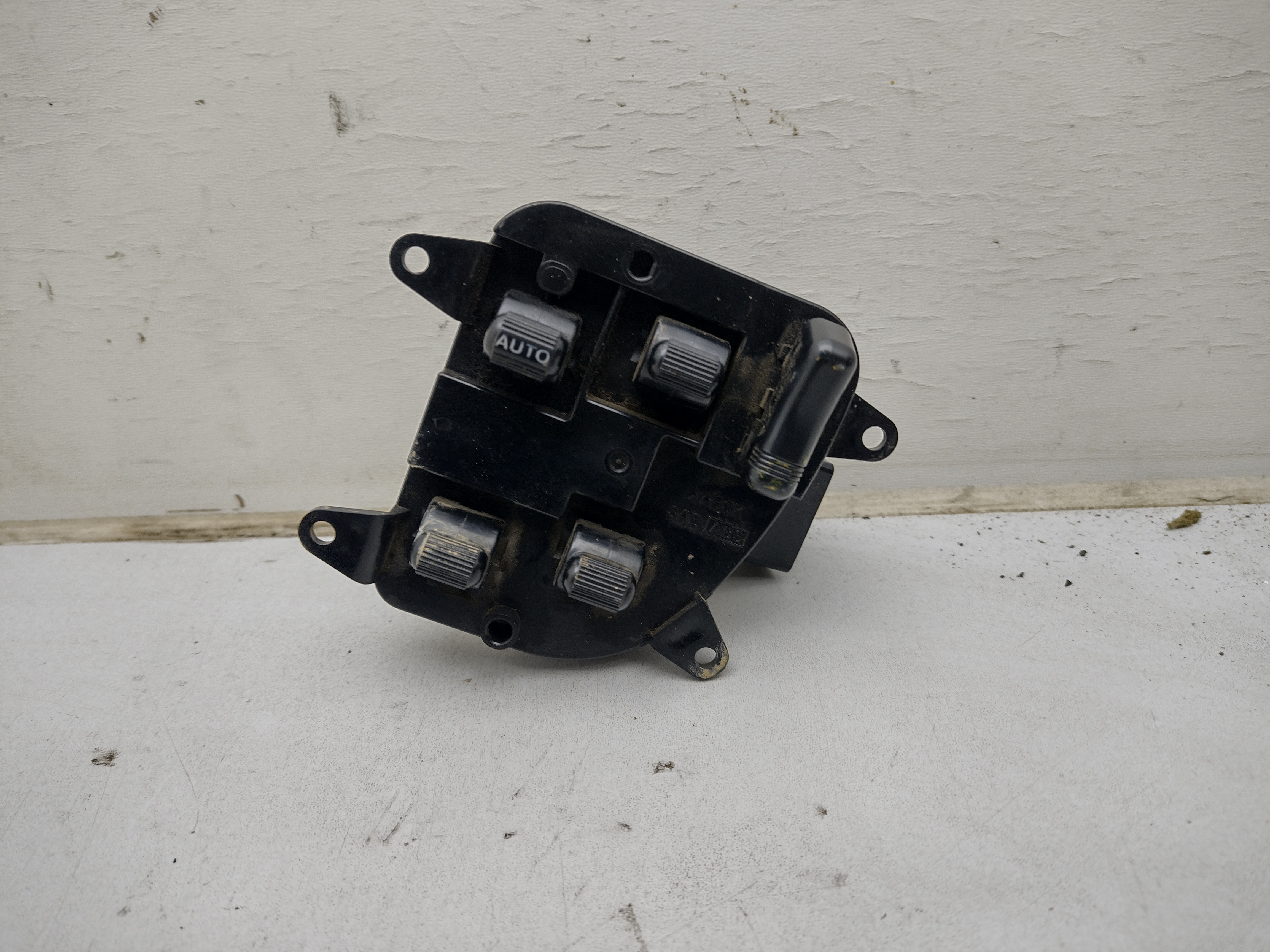 Schalter Fensterheber vorne links für Subaru Impreza GC GF 93-97