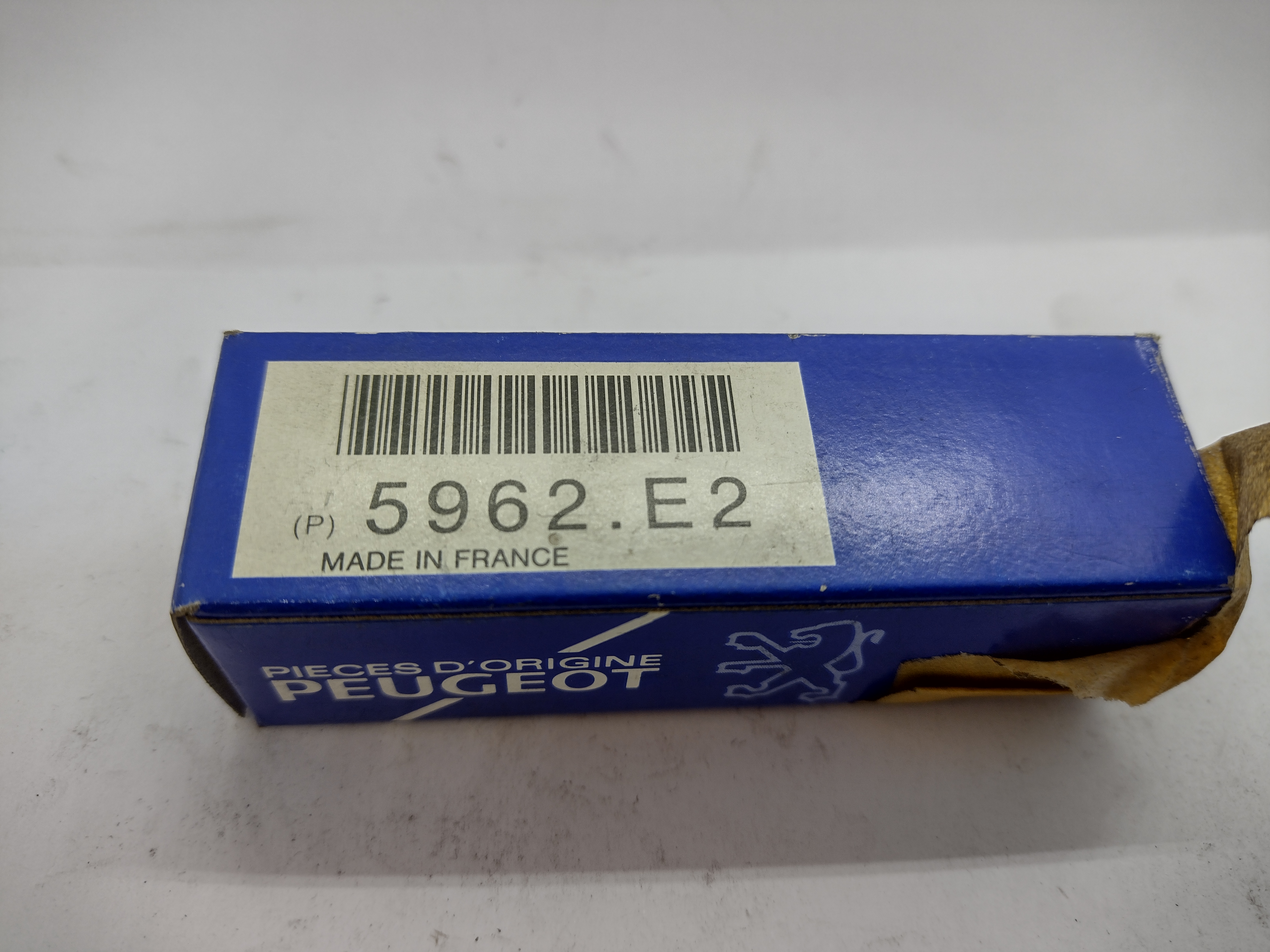 Original Peugeot Zündkerze 5962E2 NEU NOS NEW