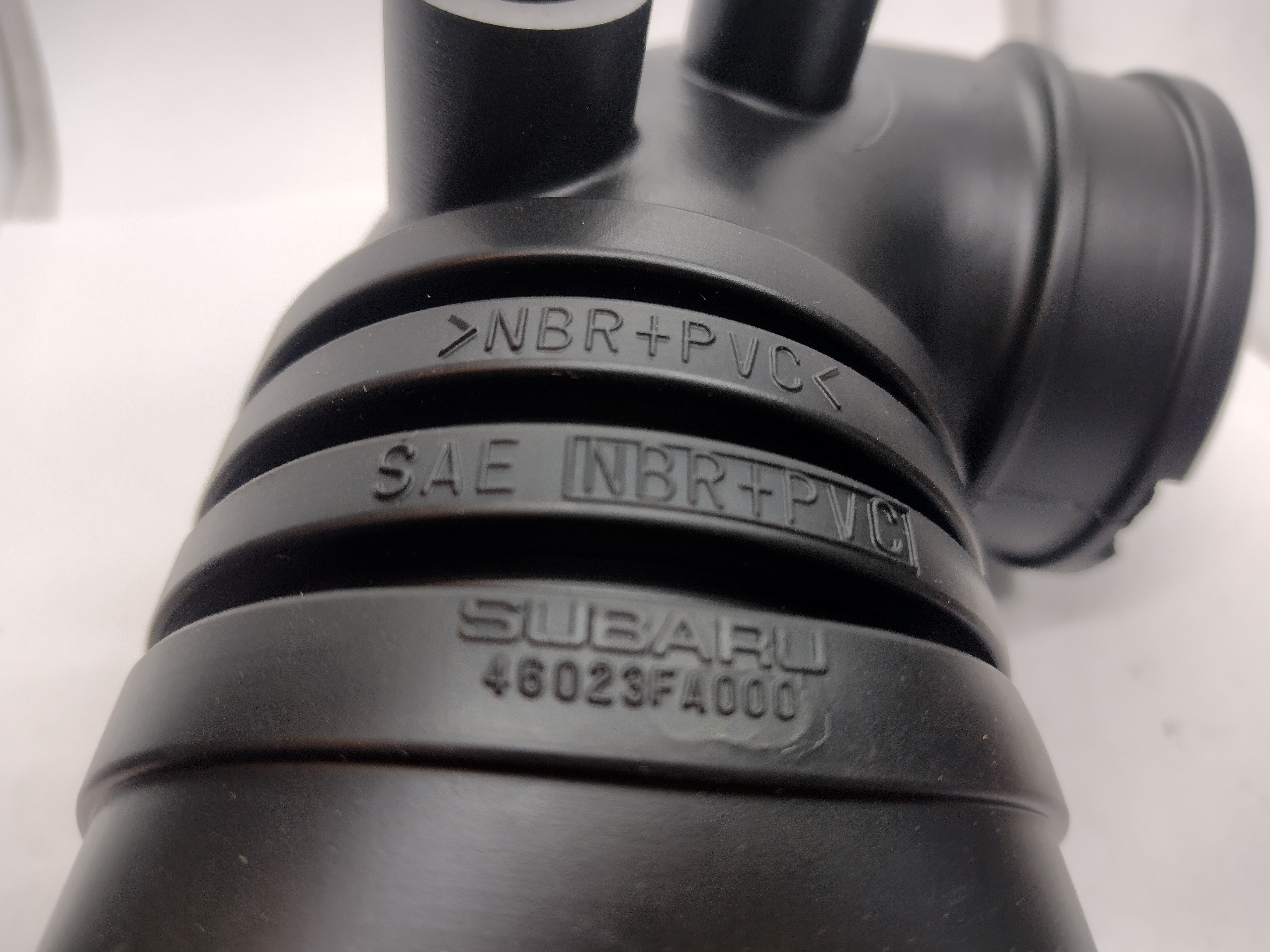 Ansaugschlauch Turbo für Subaru Impreza GT WRX STI Turbo EJ20G 46023FA000