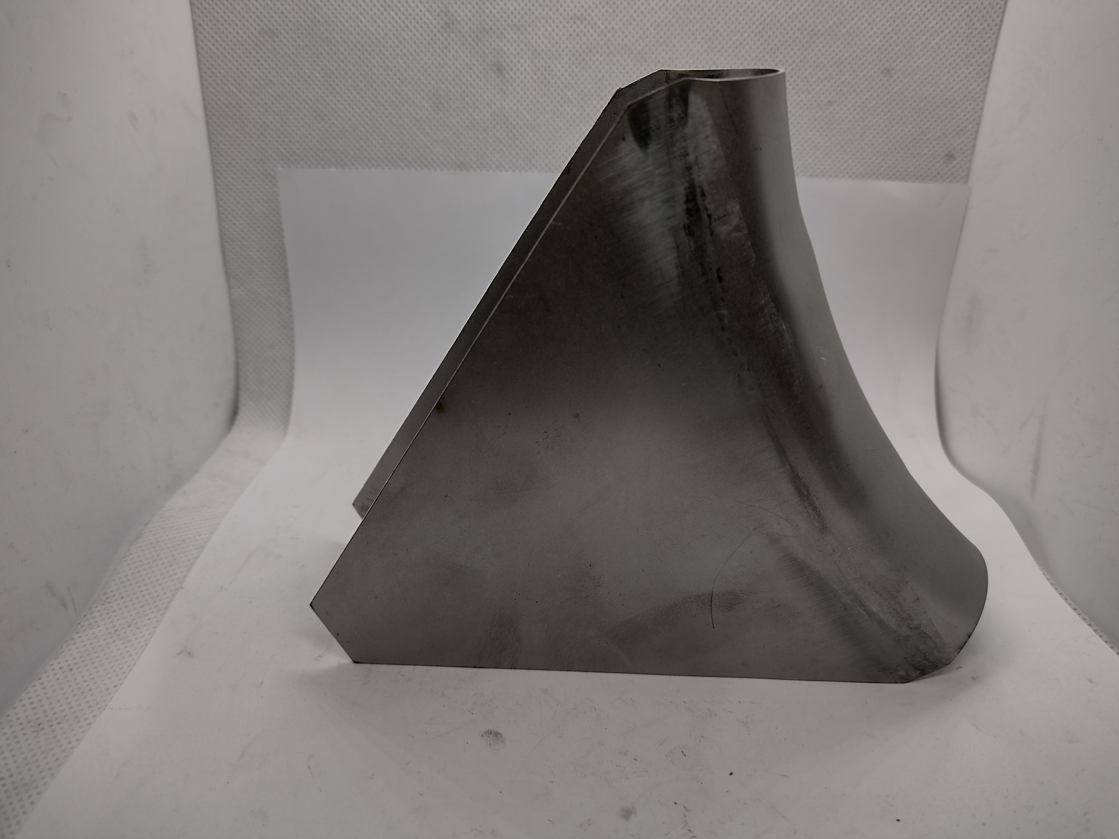 60 Grad  Knotenblech Überrollkäfig Stützen geschlossen MIT GEWÖLBTE KANTEN