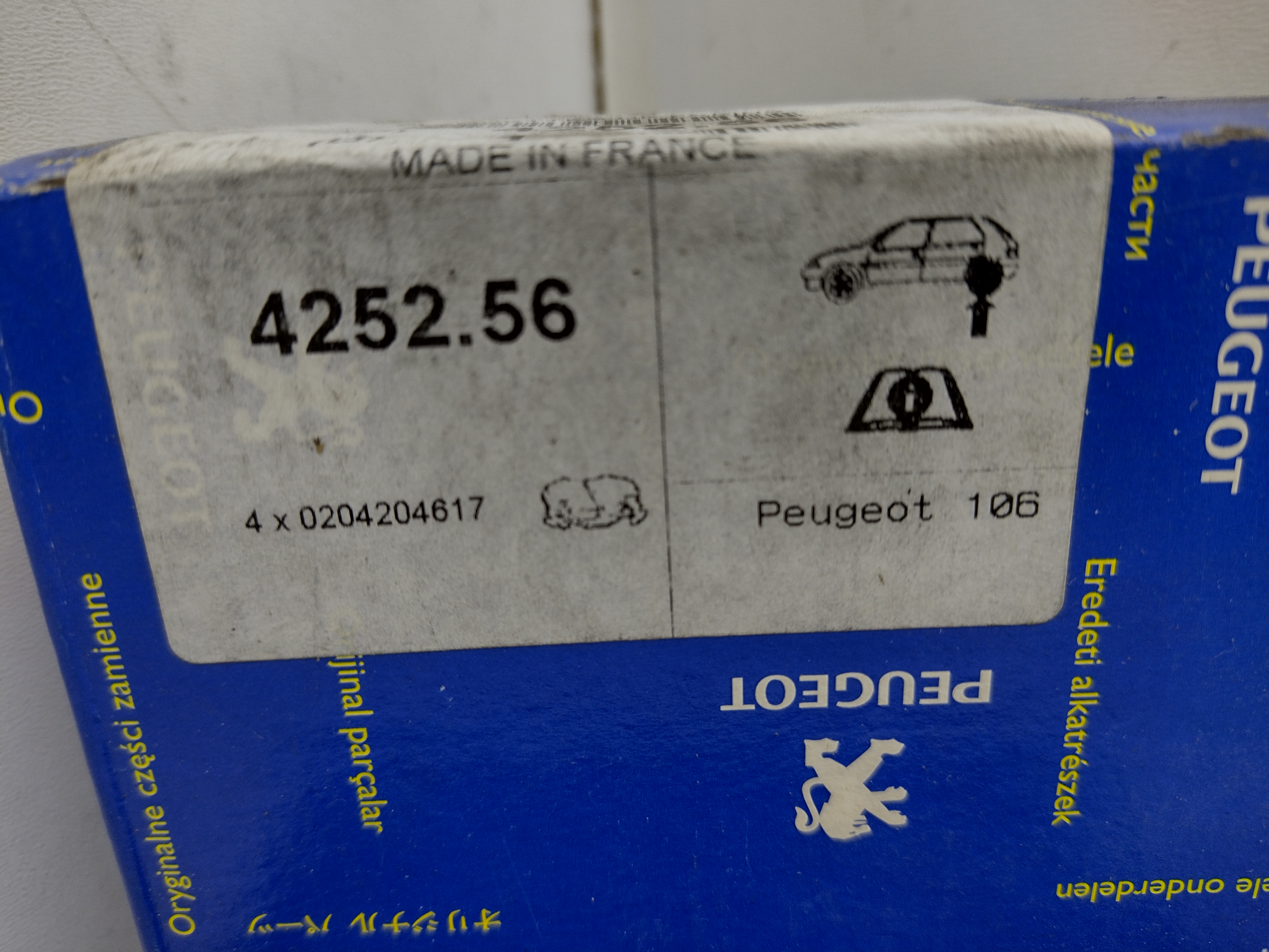 Peugeot 106 / Citroen Bremsbeläge hinten 425256 NOS NEW OEM