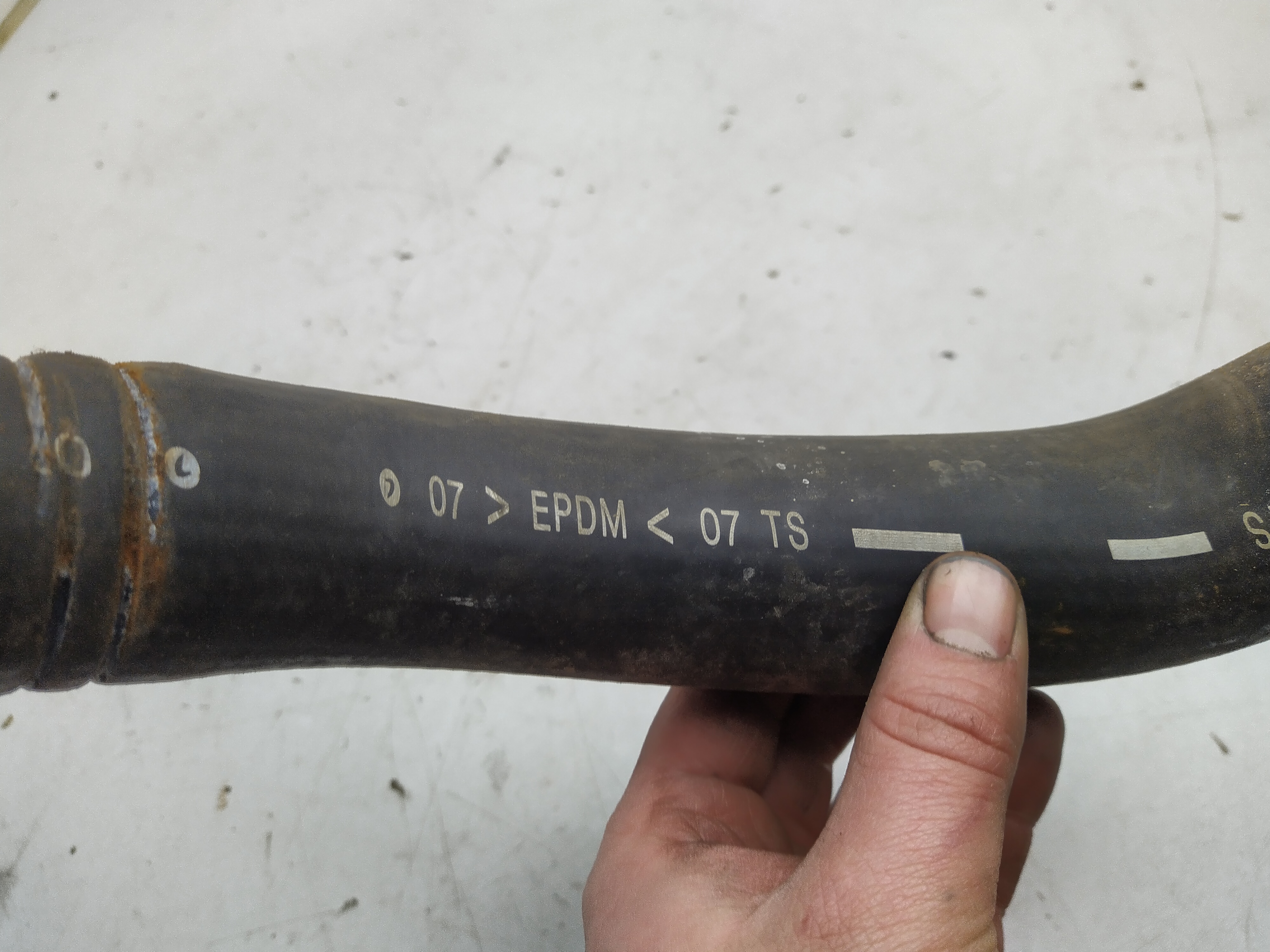 Wasserschlauch unten Subaru Impreza GD GG Bugeye Newage