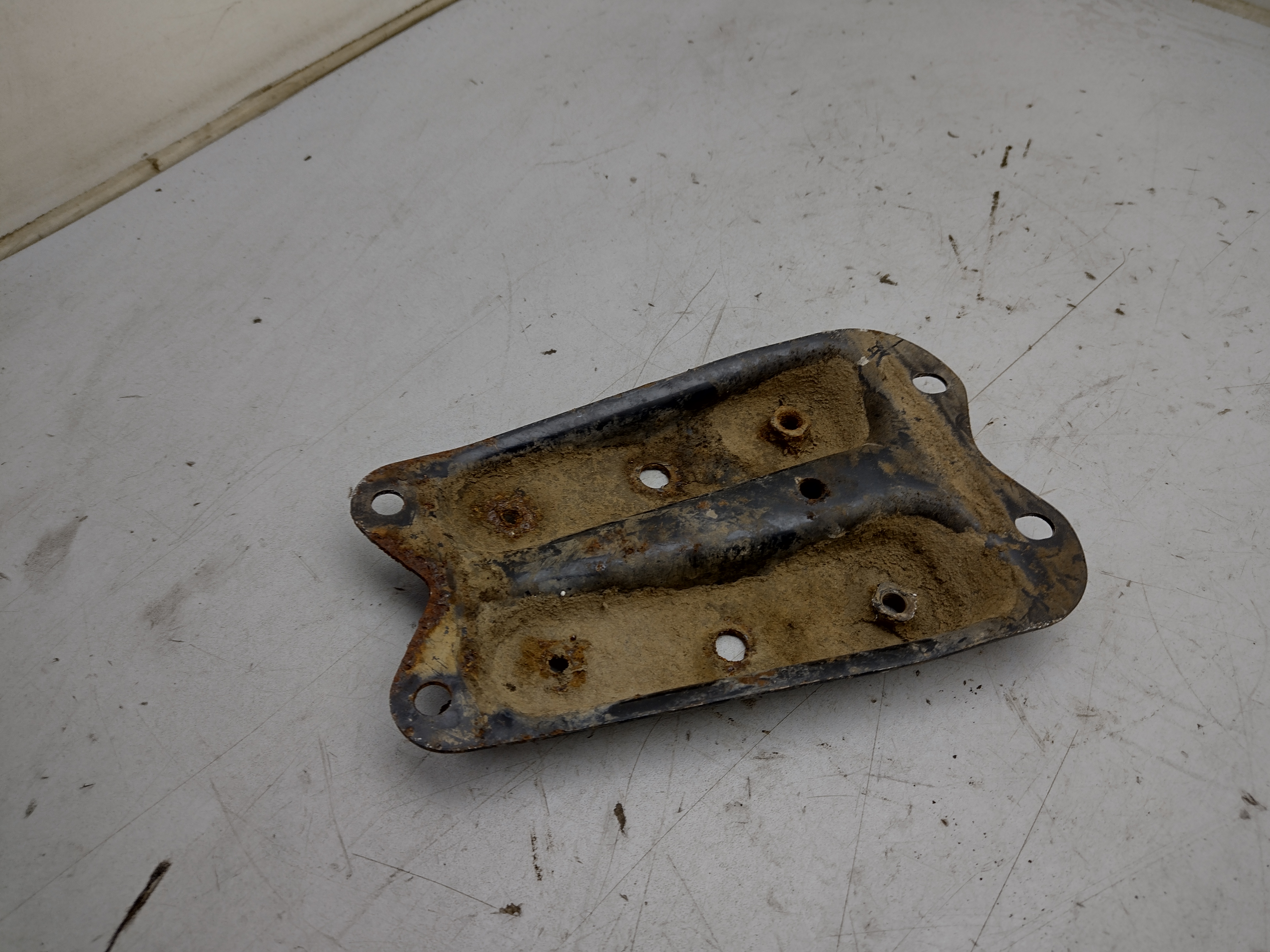 Zwischenplatte Versteifung Vorderachse für Subaru Impreza GC GF