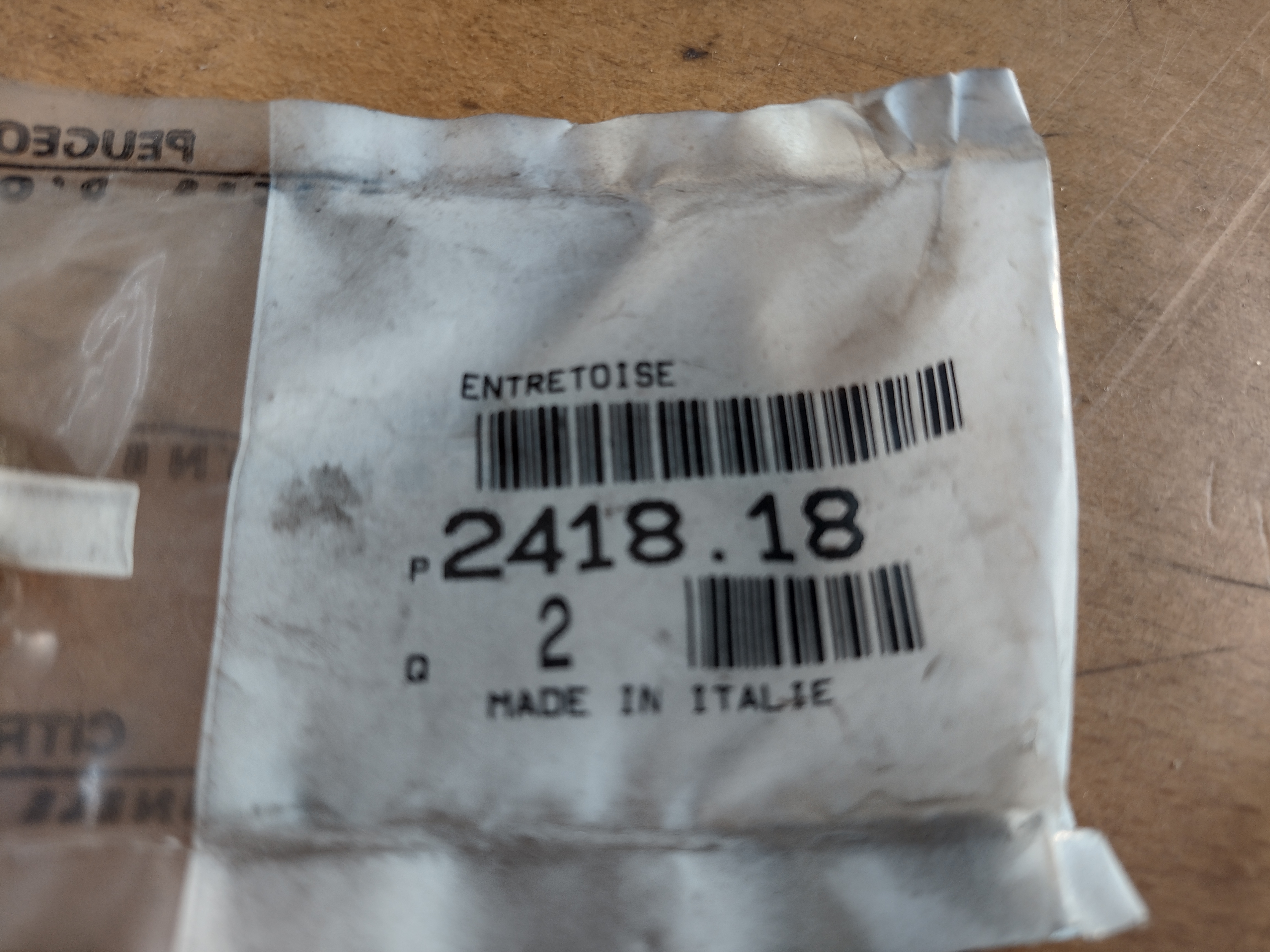 Peugeot / Citroen Hülse Abstandsstück 241818 NEU NOS NEW OEM