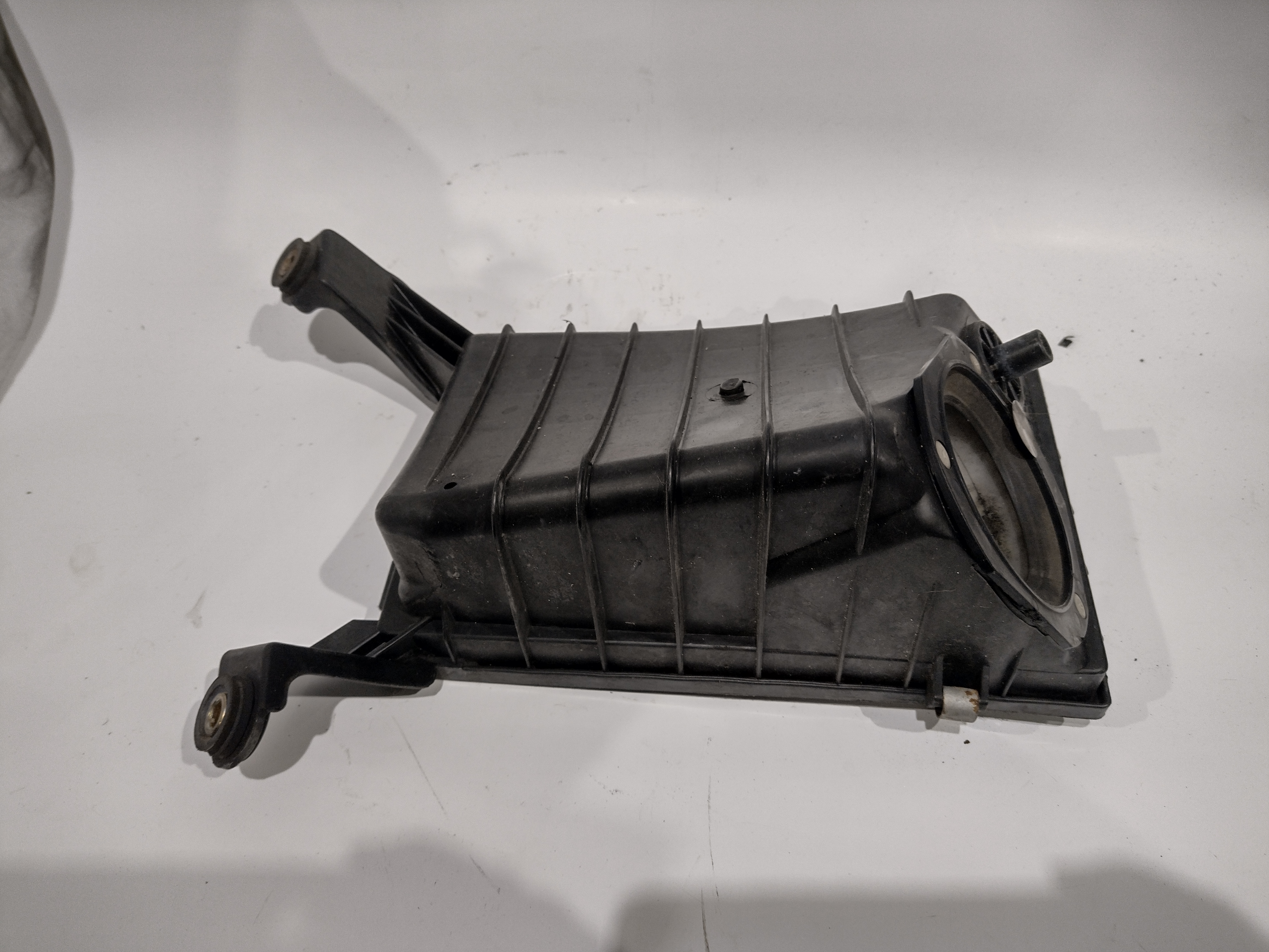 Unterer Luftfilterkasten für Subaru Legacy BD BG 2.2l EJ22 100 kW/136 PS