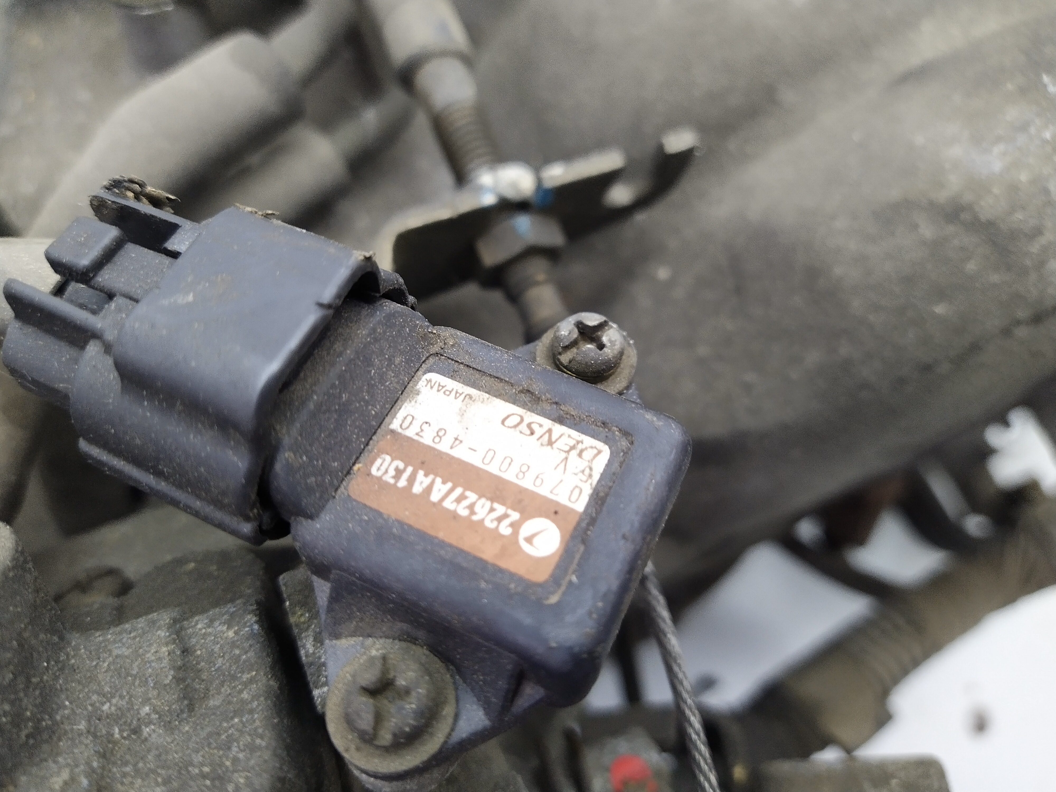 Ansaugbrücke von Subaru Outback H6 BE BH EZ30D PS Einspirtzdüsen  Sensoren