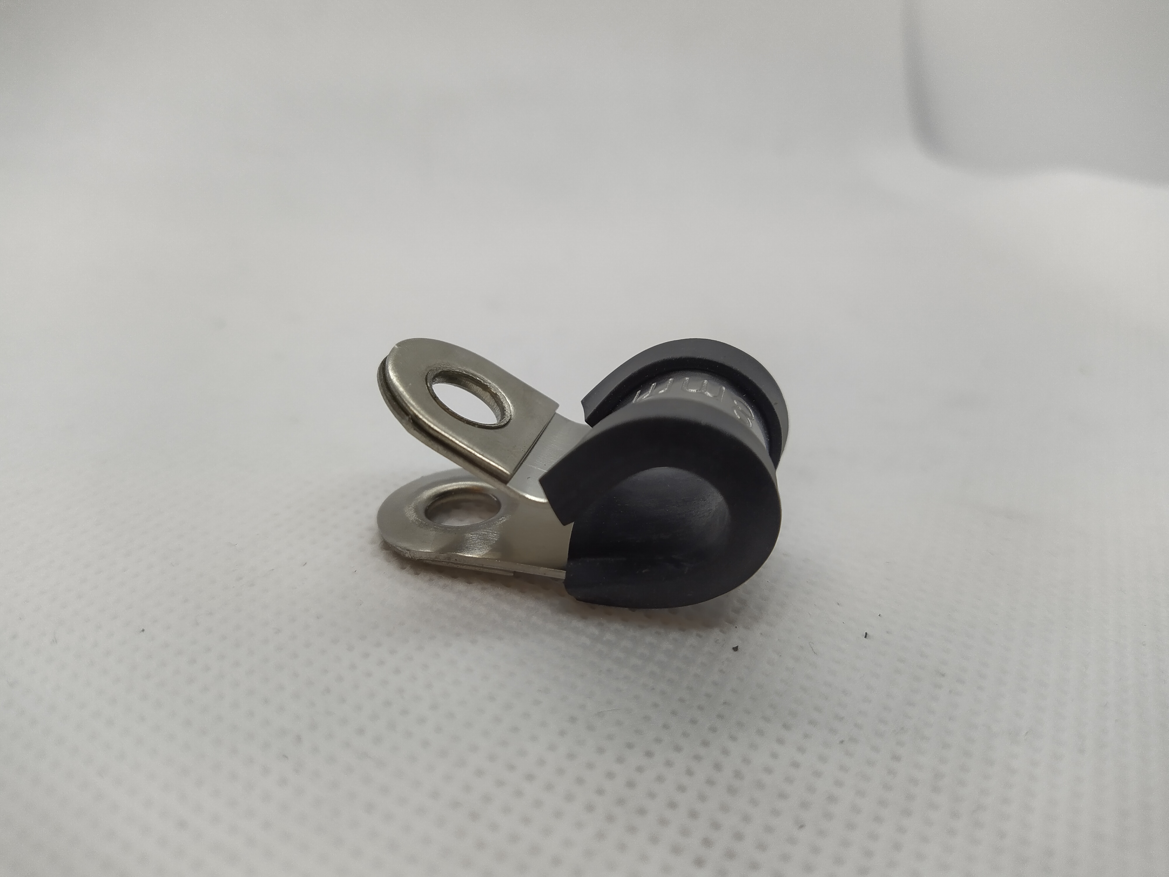8mm gepolsterte Schlauchbefestigungsschlaufe Schlauchklemme aus Edelstahl V2A