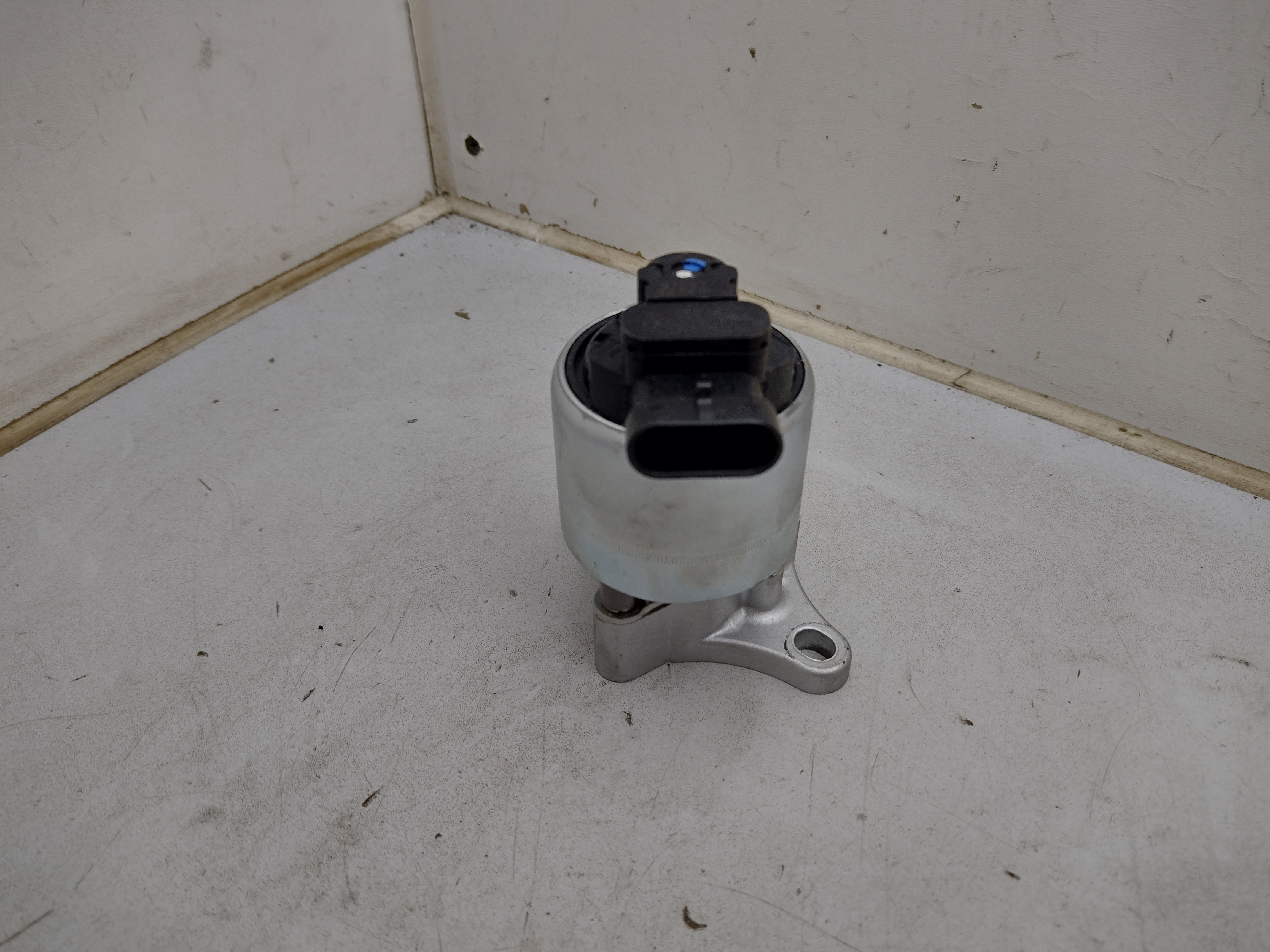 Peugeot / Citroen Abgas-Rückführungsventil (AGR) 1628JF NOS NEW OEM