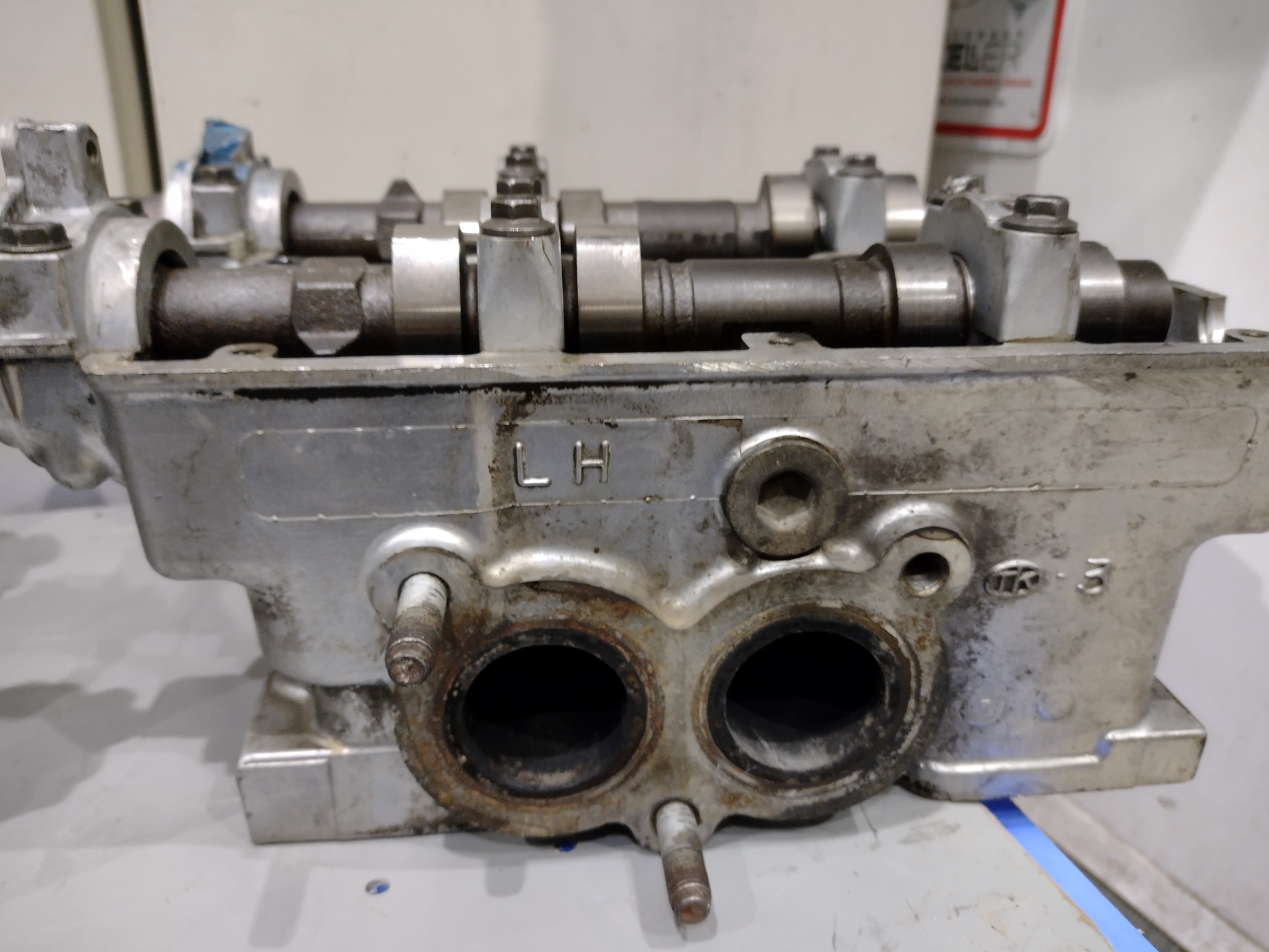 Satz Zylinderköpfe mit Nockenwellen für Subaru Impreza GT WRX V2 EJ20G Turbo