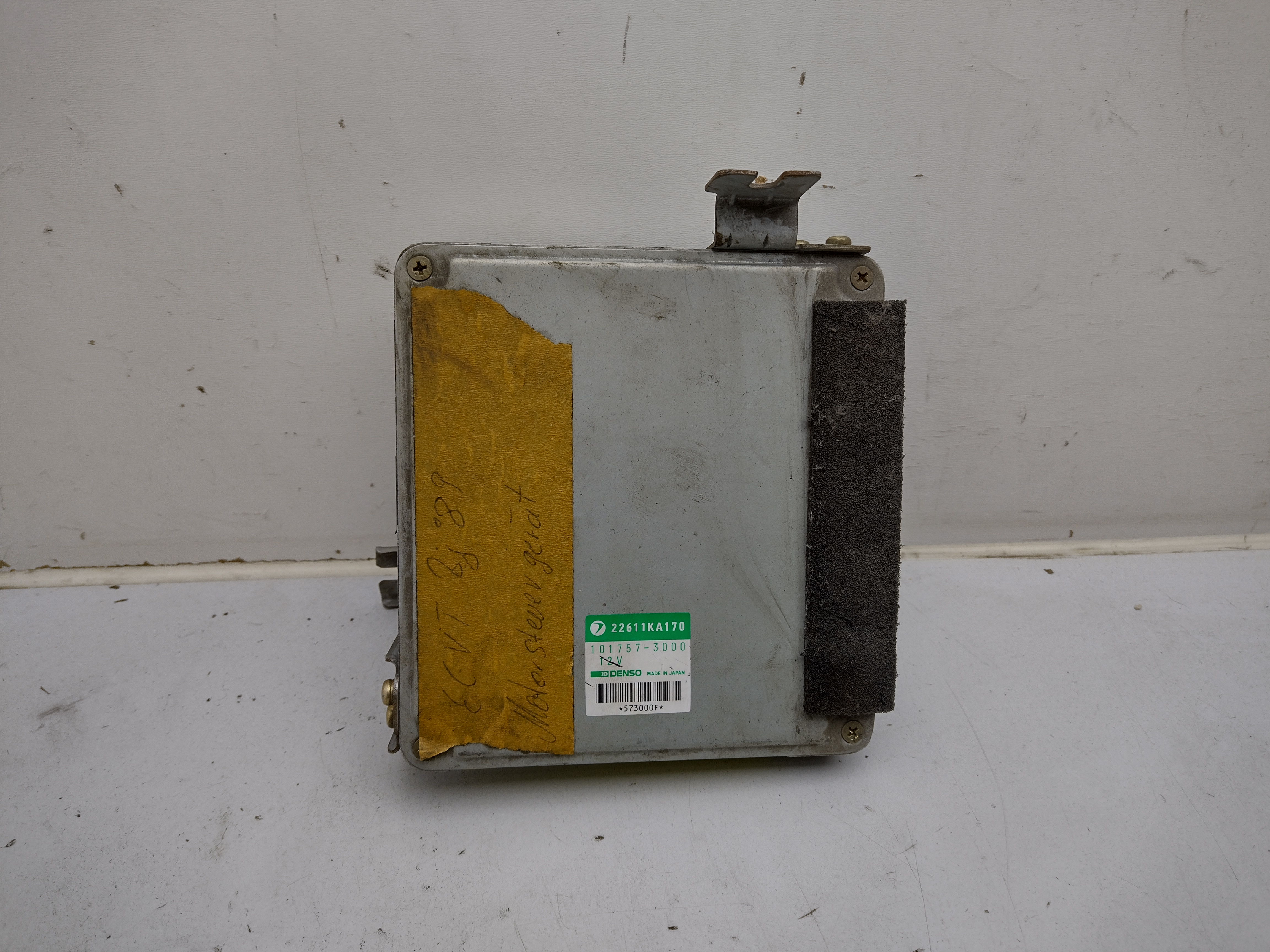 Motorsteuergerät ECU 22611KA170 für Subaru Justy ECVT KAD 89