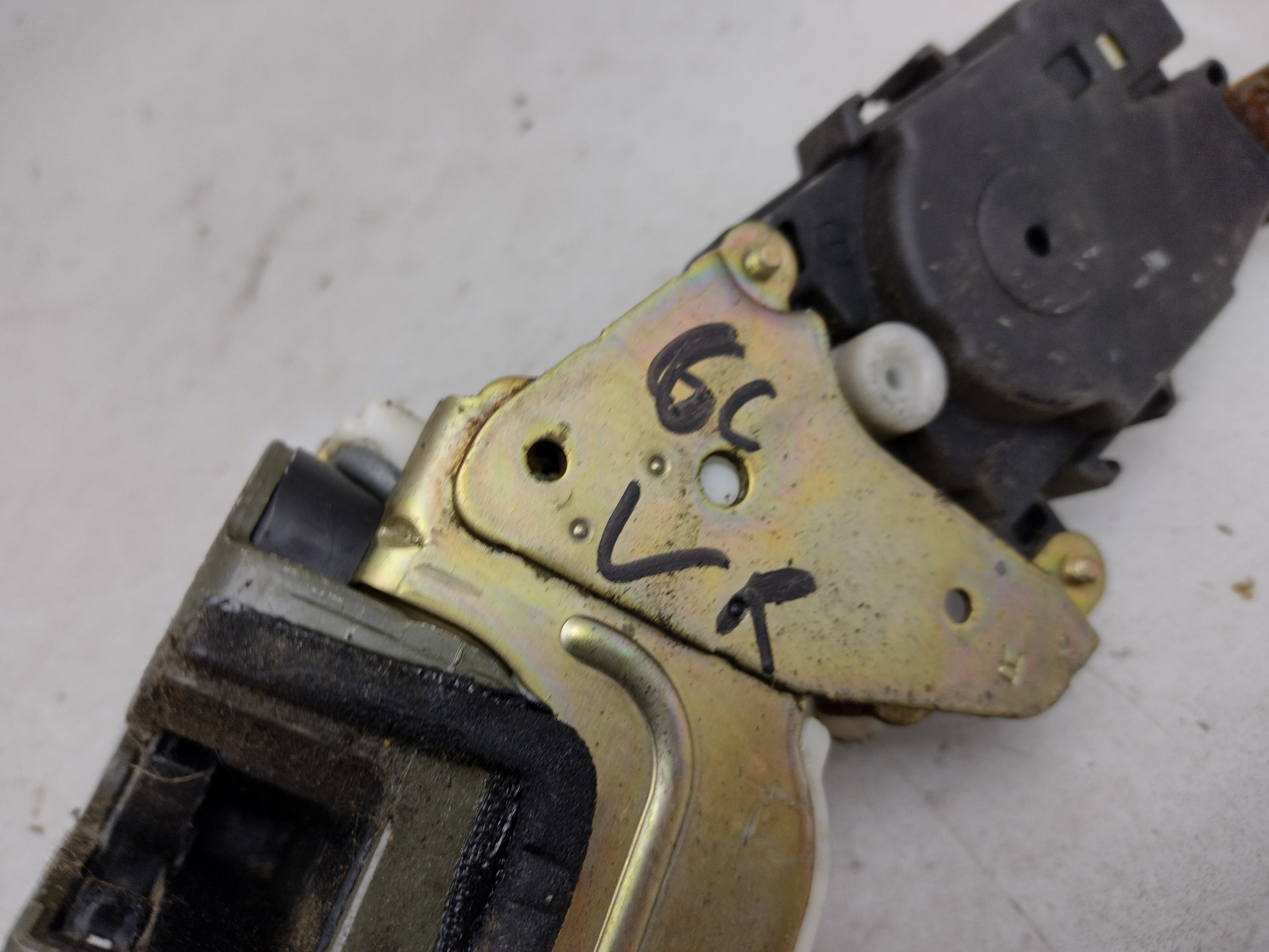 Türschloss vorne rechts von Subaru Impreza GC GF 93-00