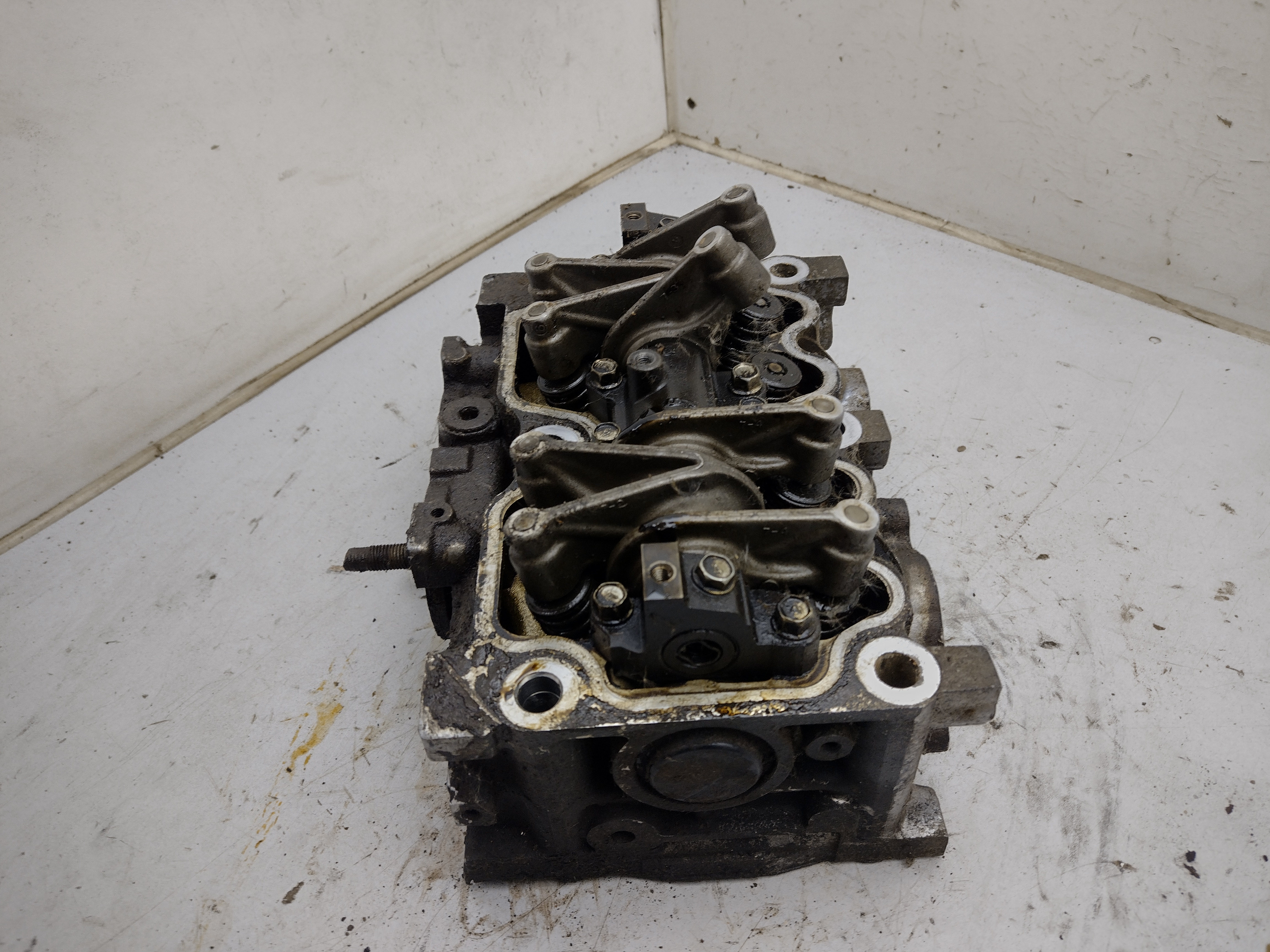 Zylinderkopfe Links für Subaru Impreza GC GF 116PS