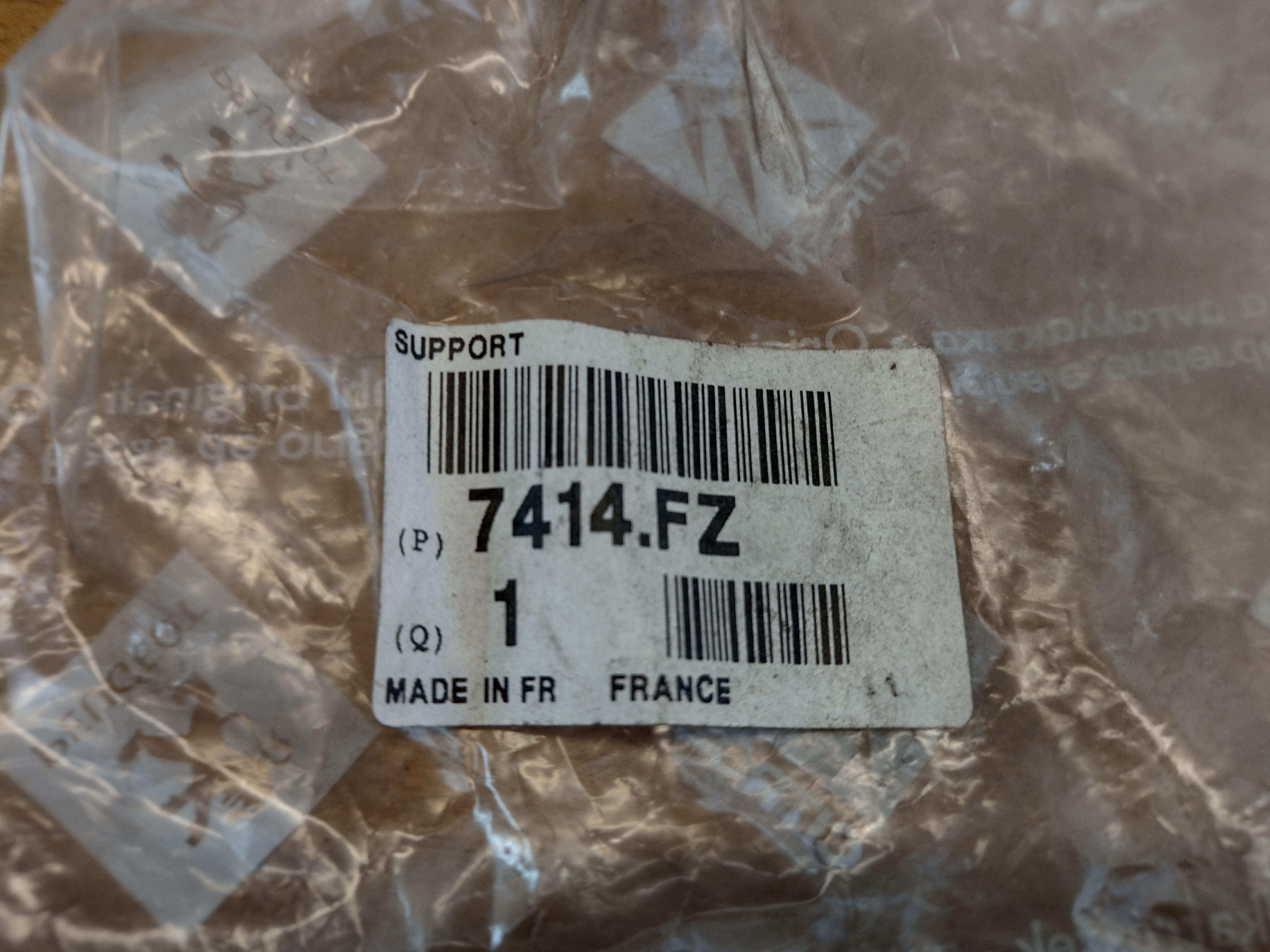 Peugeot / Citroen Halter 7414FZ NEU NOS NEW OEM
