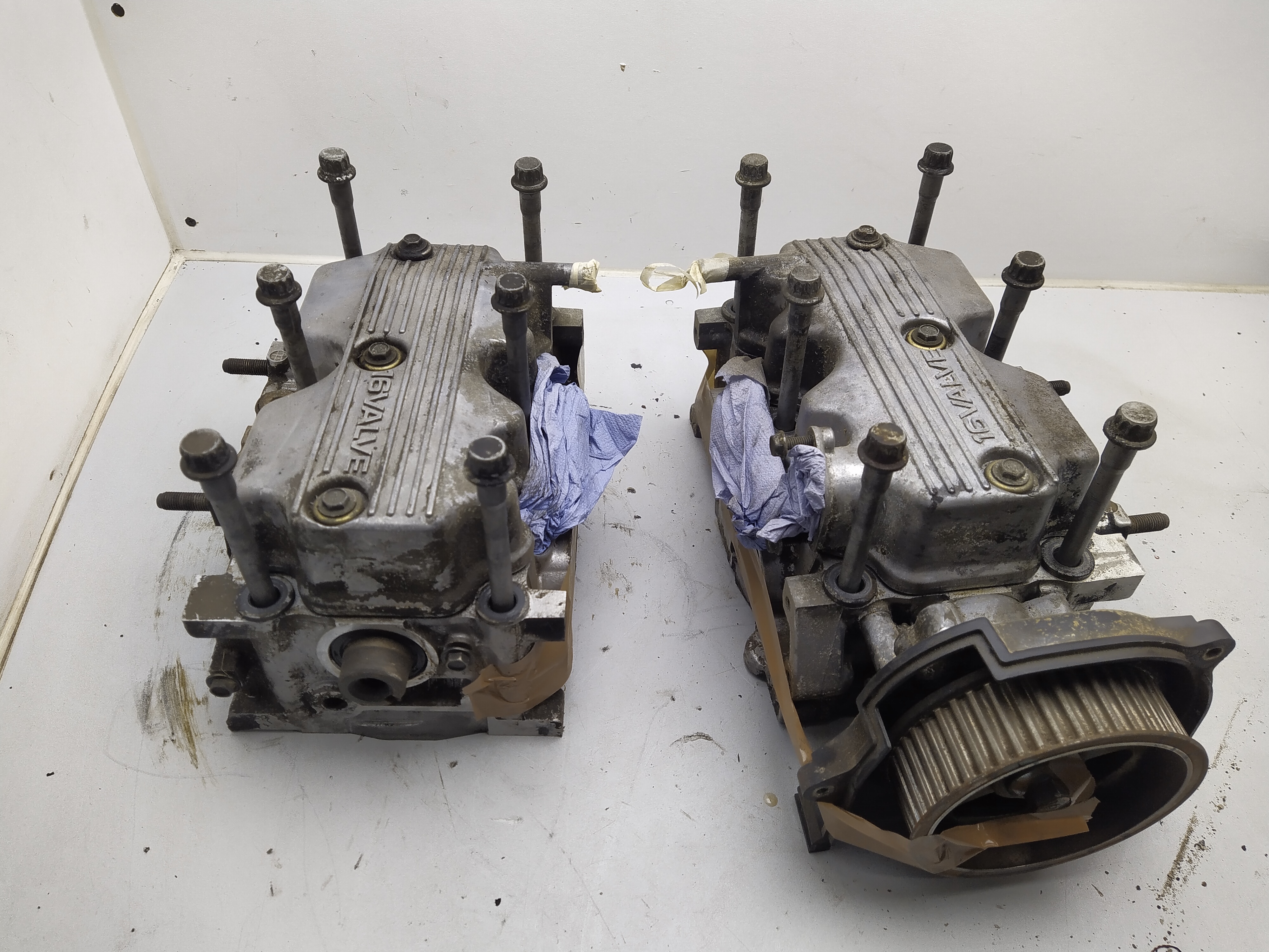 Paar Zylinderköpfe Subaru Legacy 1 BC BJF 2.0 Subaru Impreza GC GF 116PS
