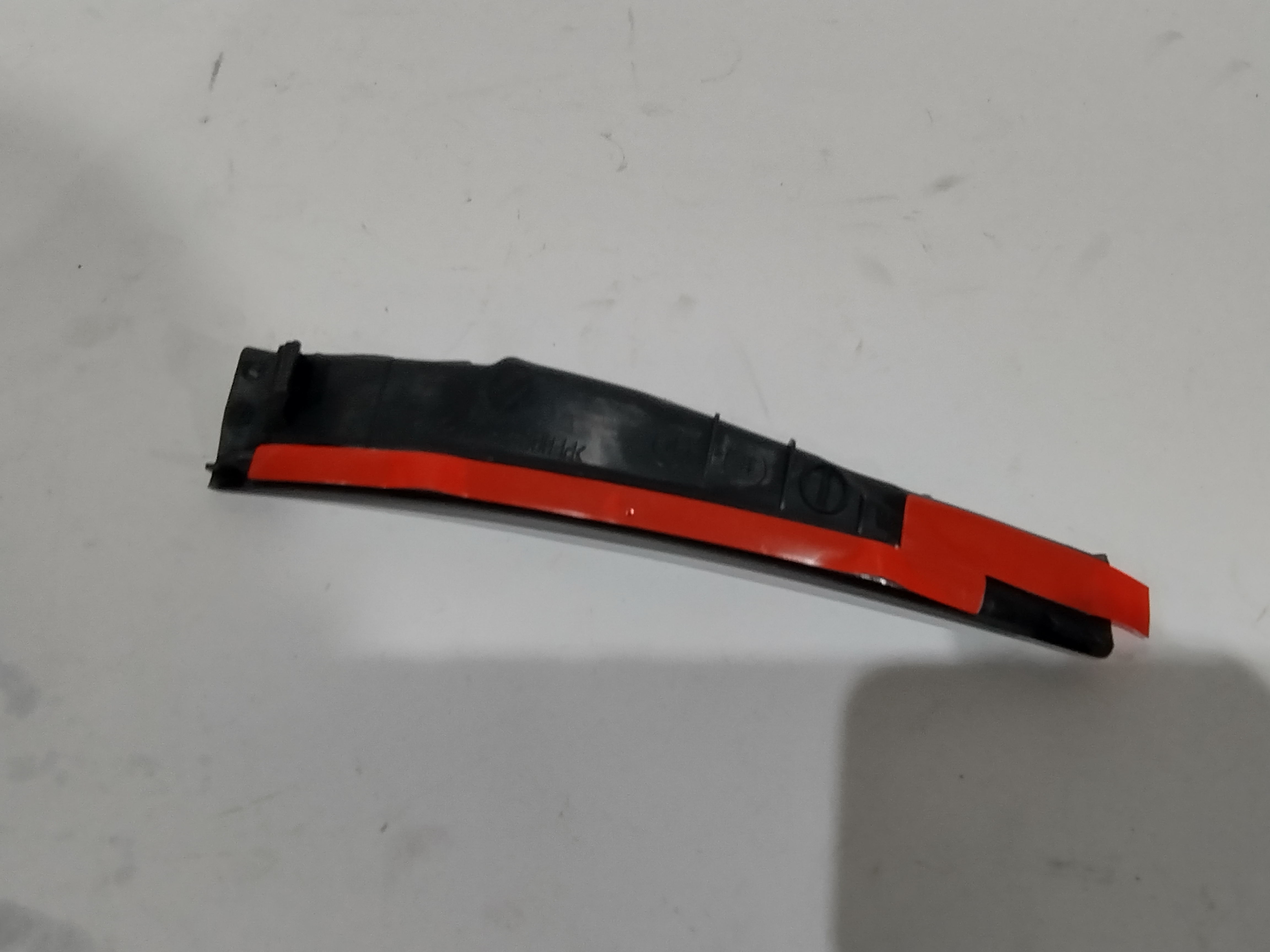Peugeot 107 / Citroen C1 Zier-/Schutzleiste, Kotflügel 8120R6 NEU NOS NEW
