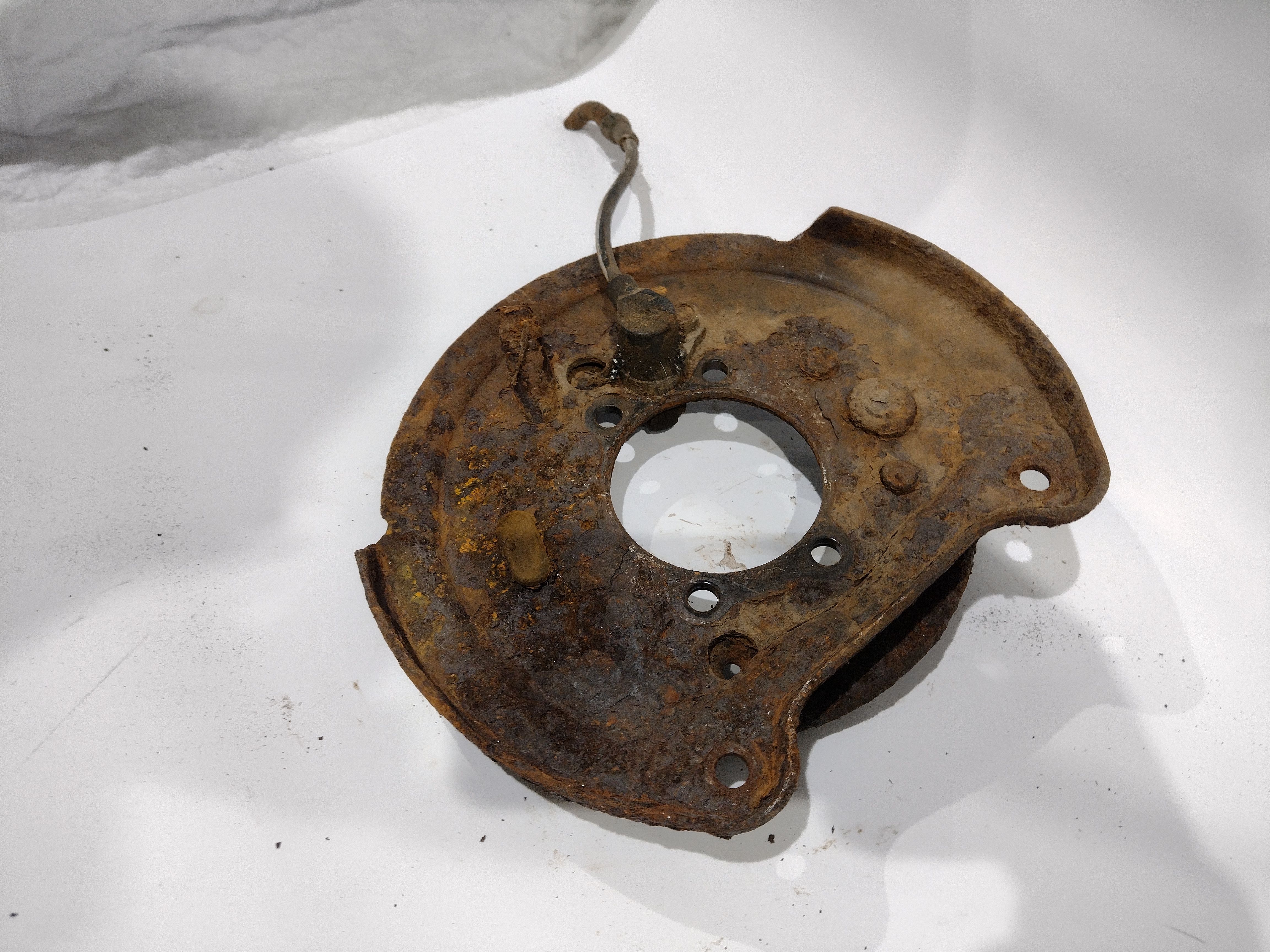 Ankerblech hinten rechts für Subaru Impreza GC GF