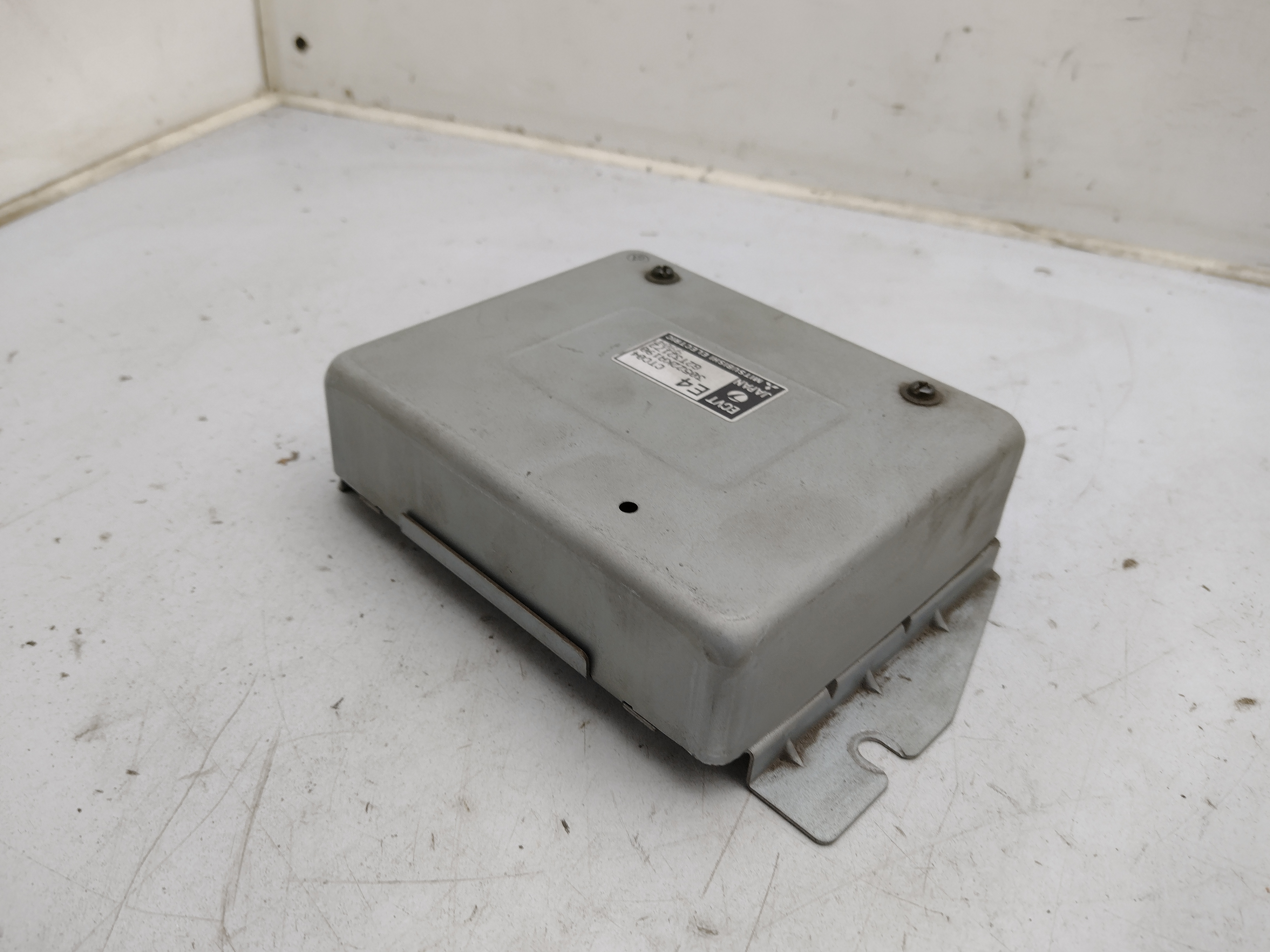 Clutch Controll ECVT Steuergerät 30522KA190 für Subaru Justy