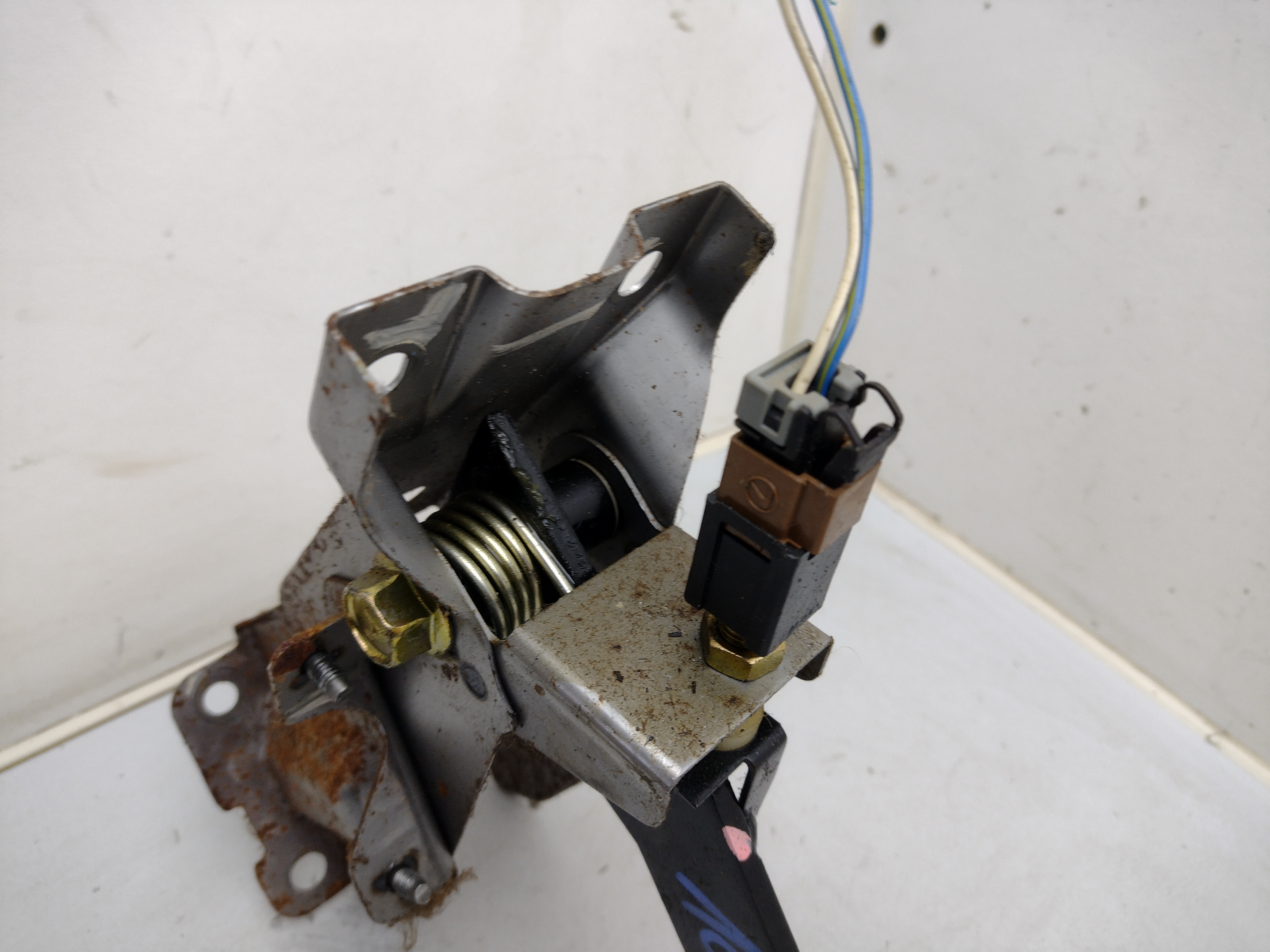 Bremspedal mit Bremslichtschalter von Subaru Impreza 2 GD GG Newage Automatik