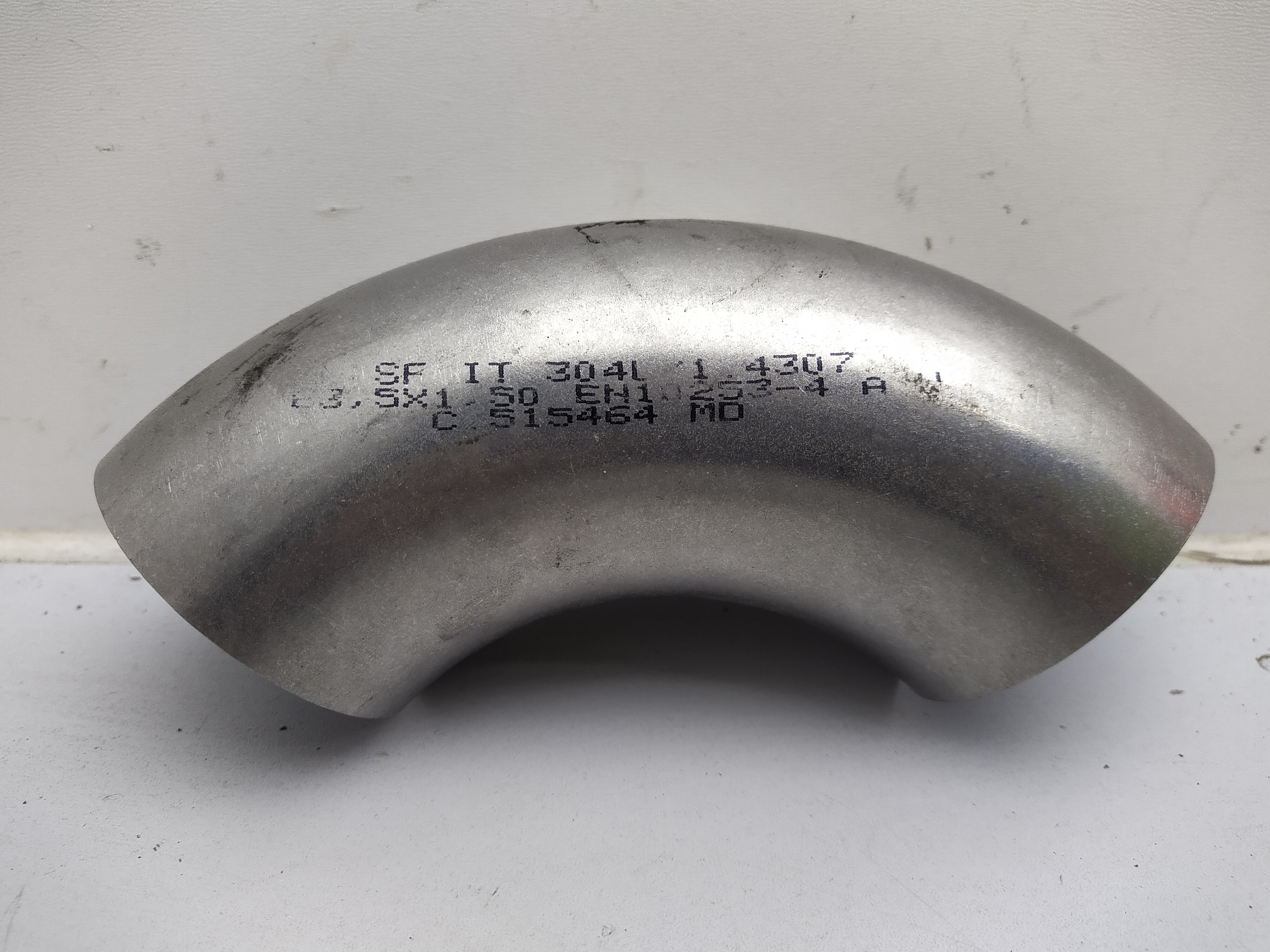 63,5mm 2,5 Zoll V2A Rohrbogen 90 Grad Edelstahl Auspuff Abgasanlage