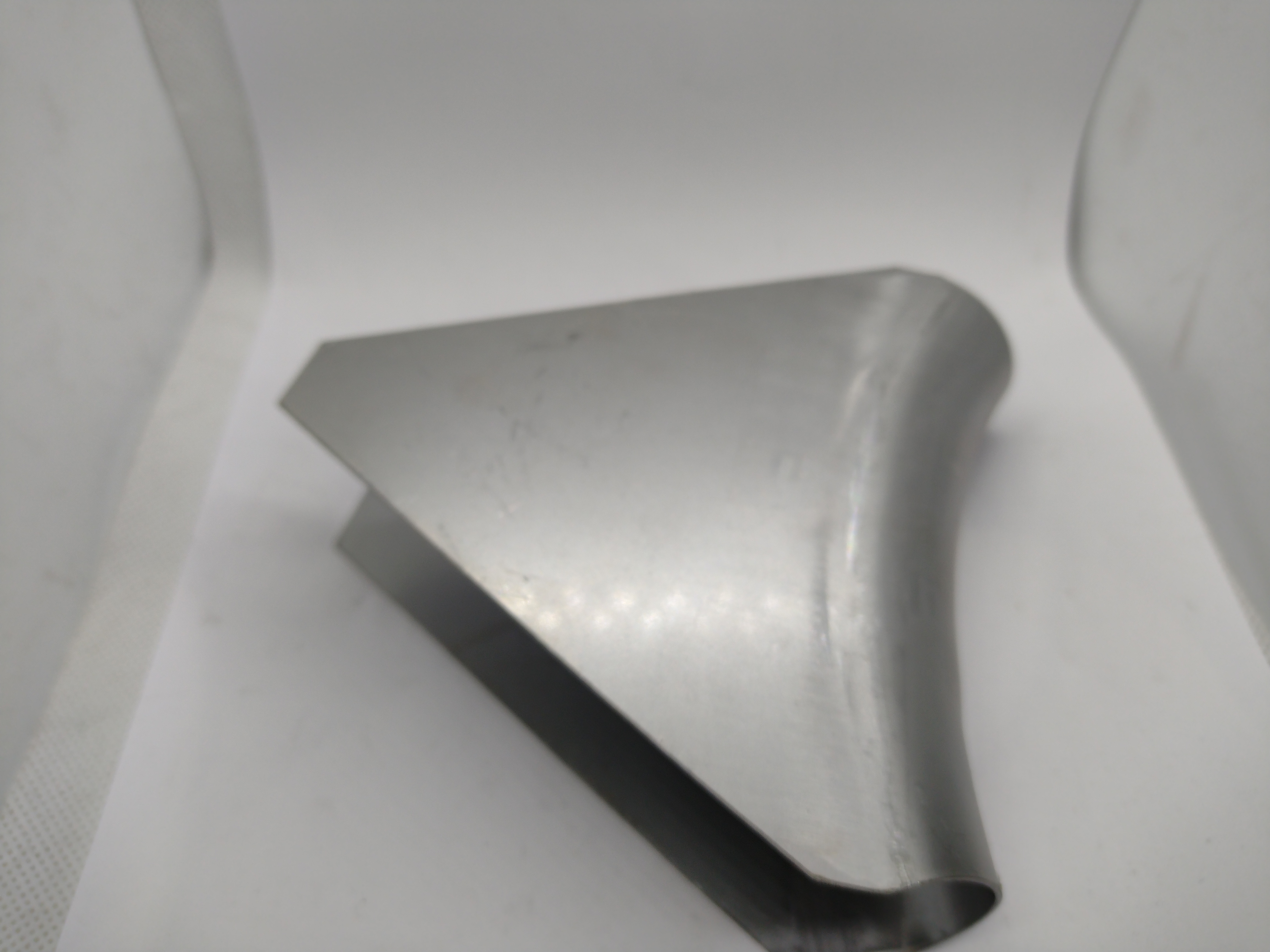 60 Grad  Knotenblech Überrollkäfig Stützen geschlossen MIT GEWÖLBTE KANTEN