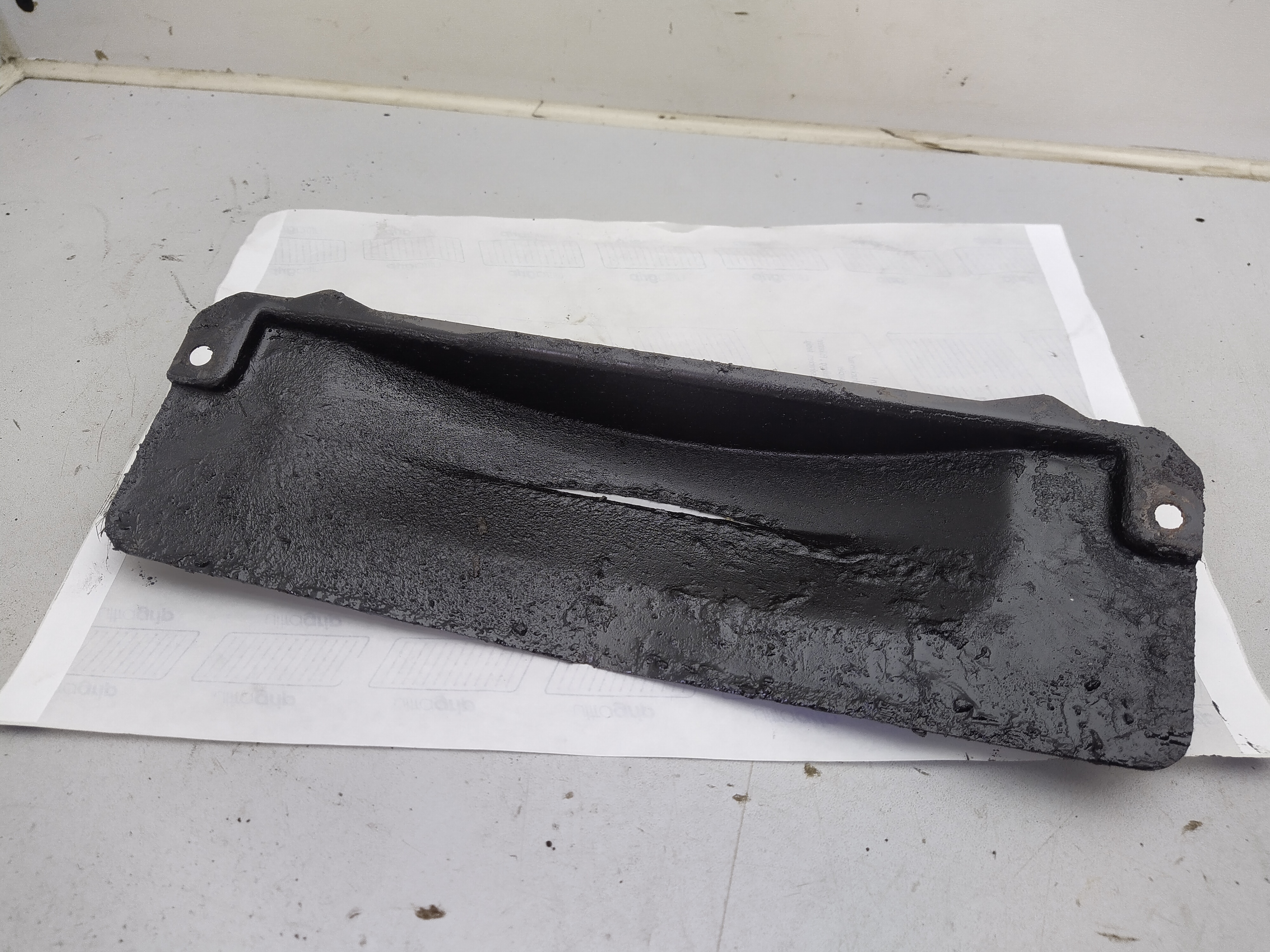Schwungradabdeckung Blech zwischen Motor und Getriebe von Subaru Impreza GT GC8 GF8