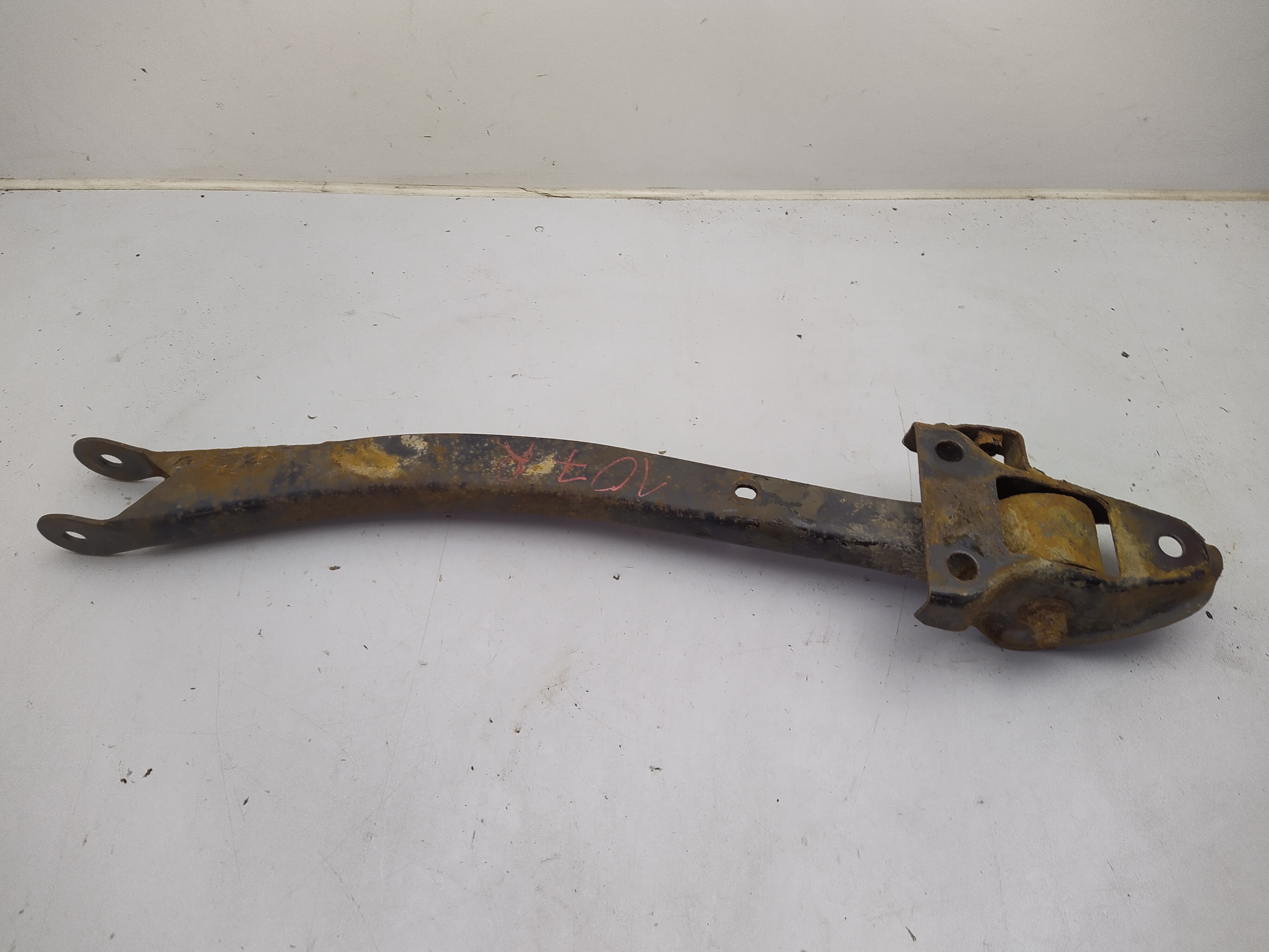 Längslenker hinten rechts für Subaru Impreza / Legacy 