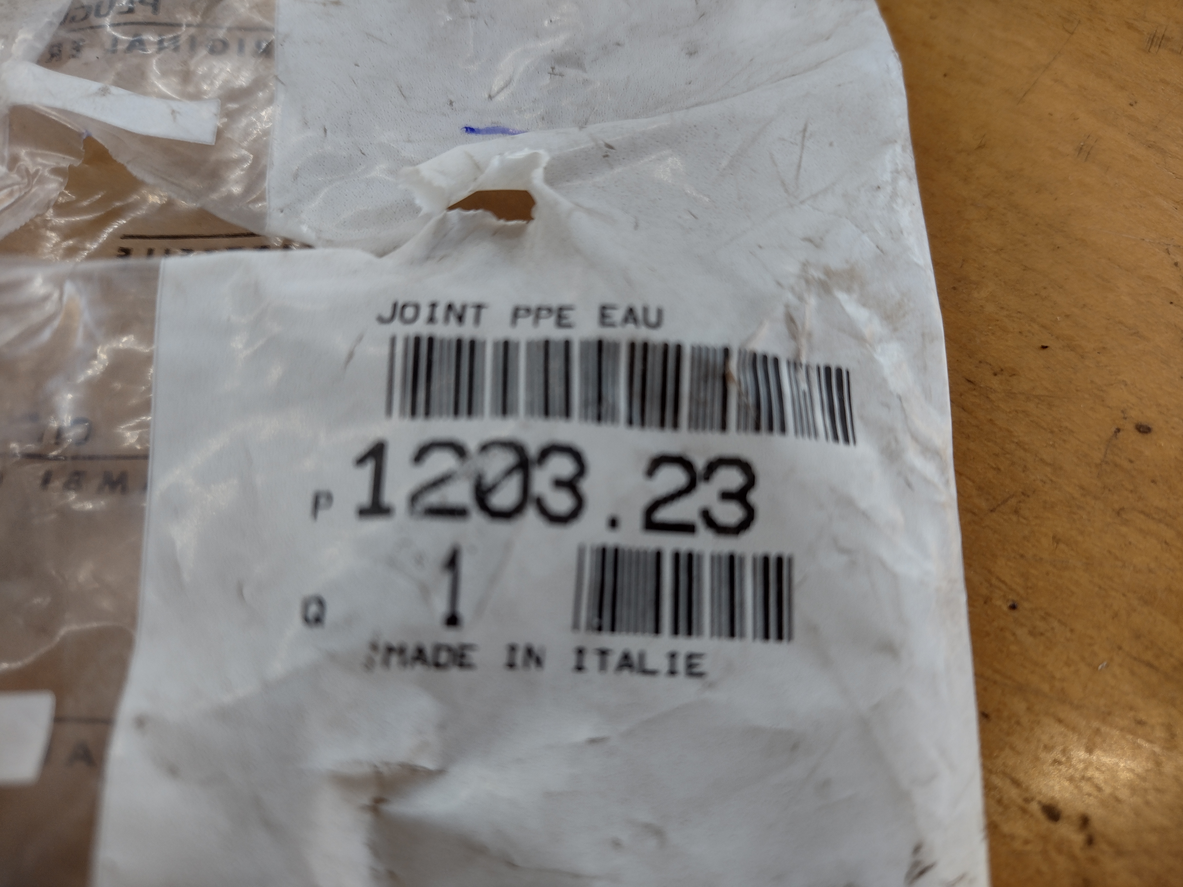 Peugeot / Citroen WASSERPUMPENDICHTUNG 120323 NEU NOS NEW OEM