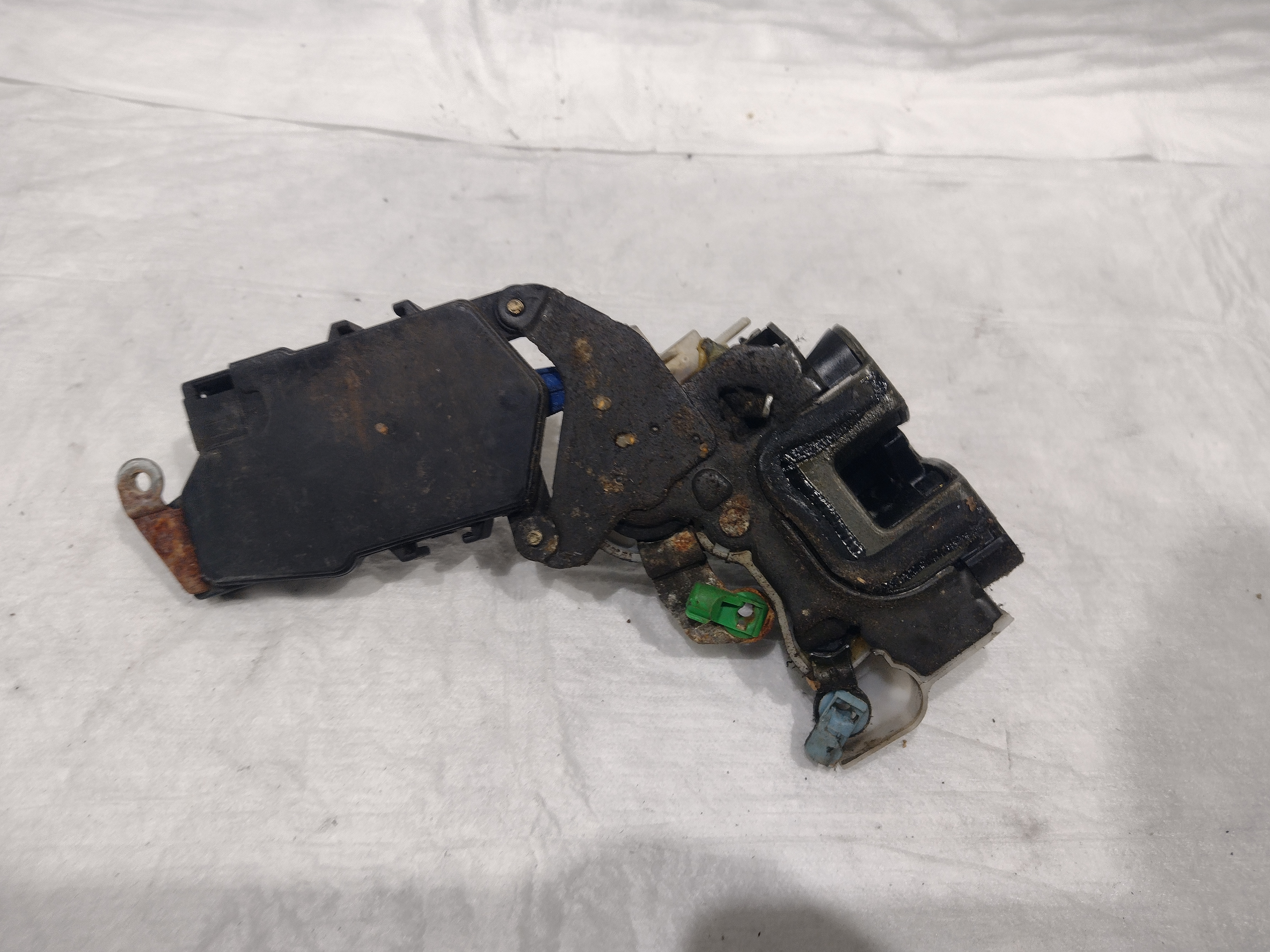 Türschloss hinten links von Subaru Impreza 1 GC GF