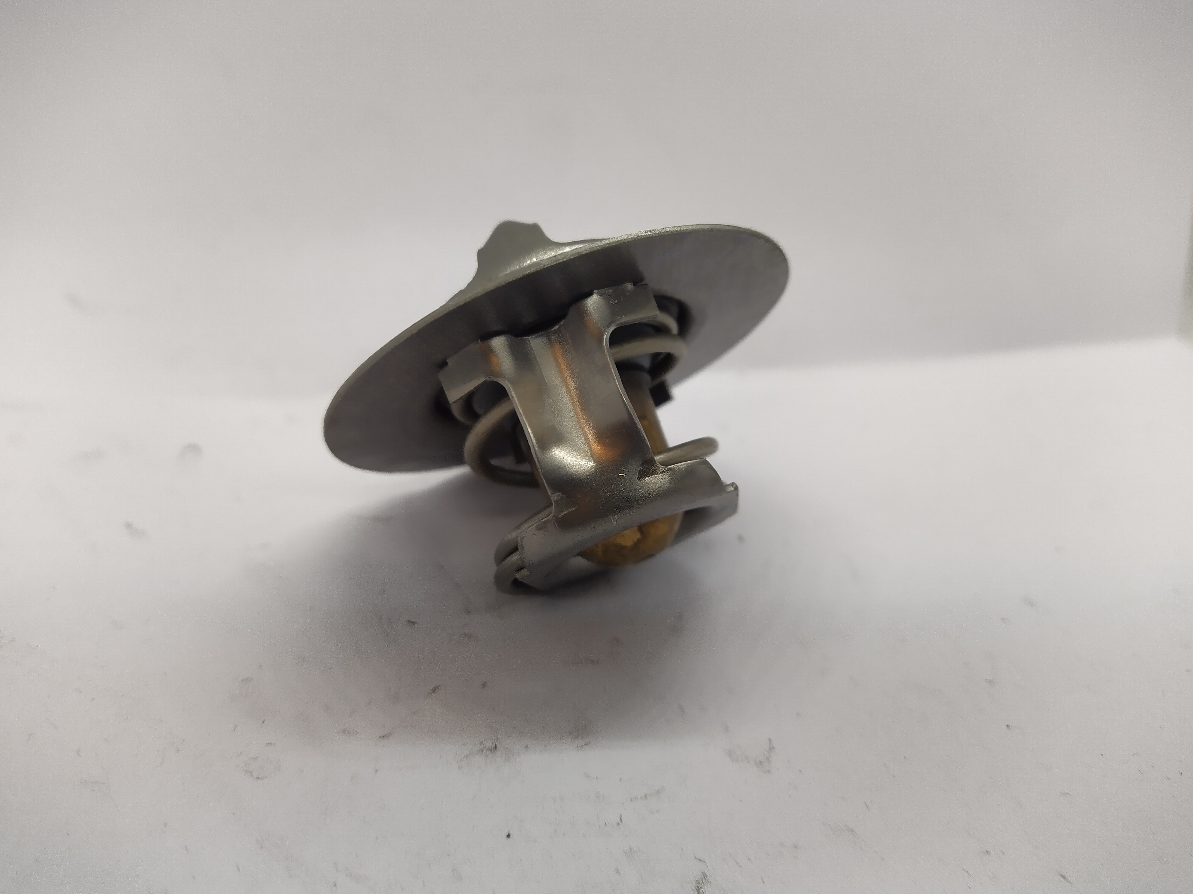 Original Peugeot THERMOSTAT 133883 133837 NEU NOS 