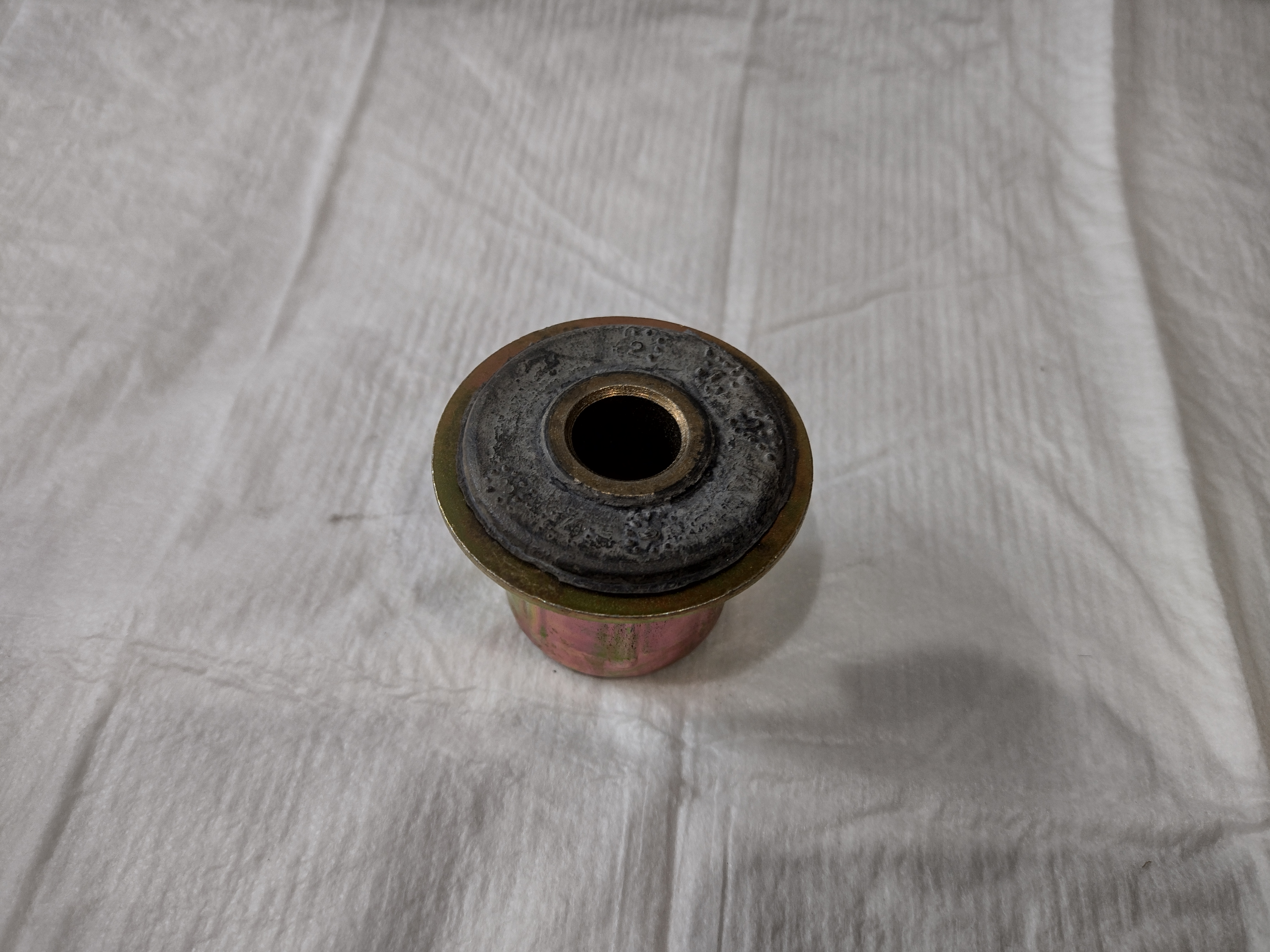 Peugeot / Citroen Lagerbuchse, Blattfeder 513172 NEU NOS NEW