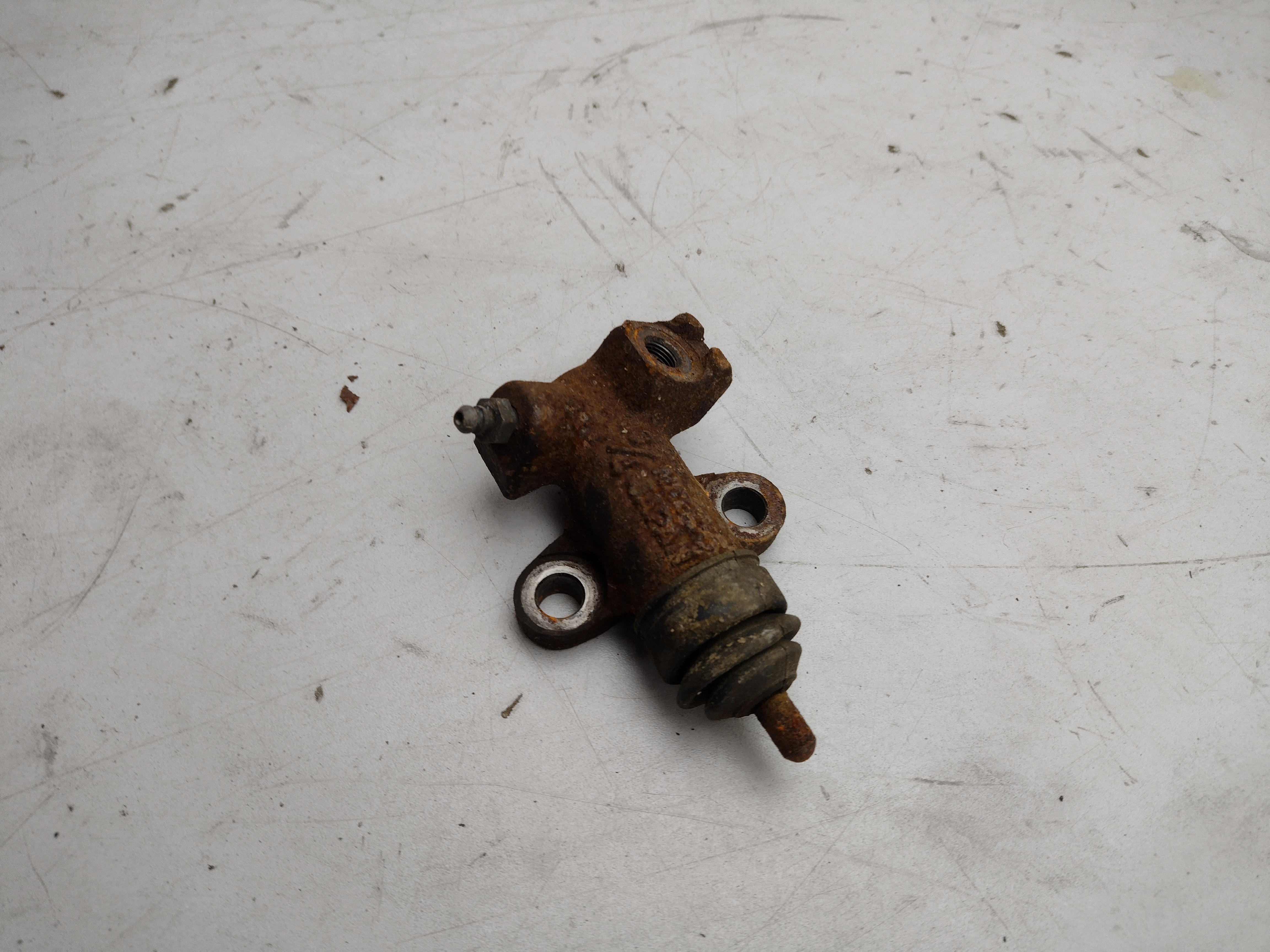 Kupplungsnehmerzylinder für Subaru Impreza GC GF 93-00