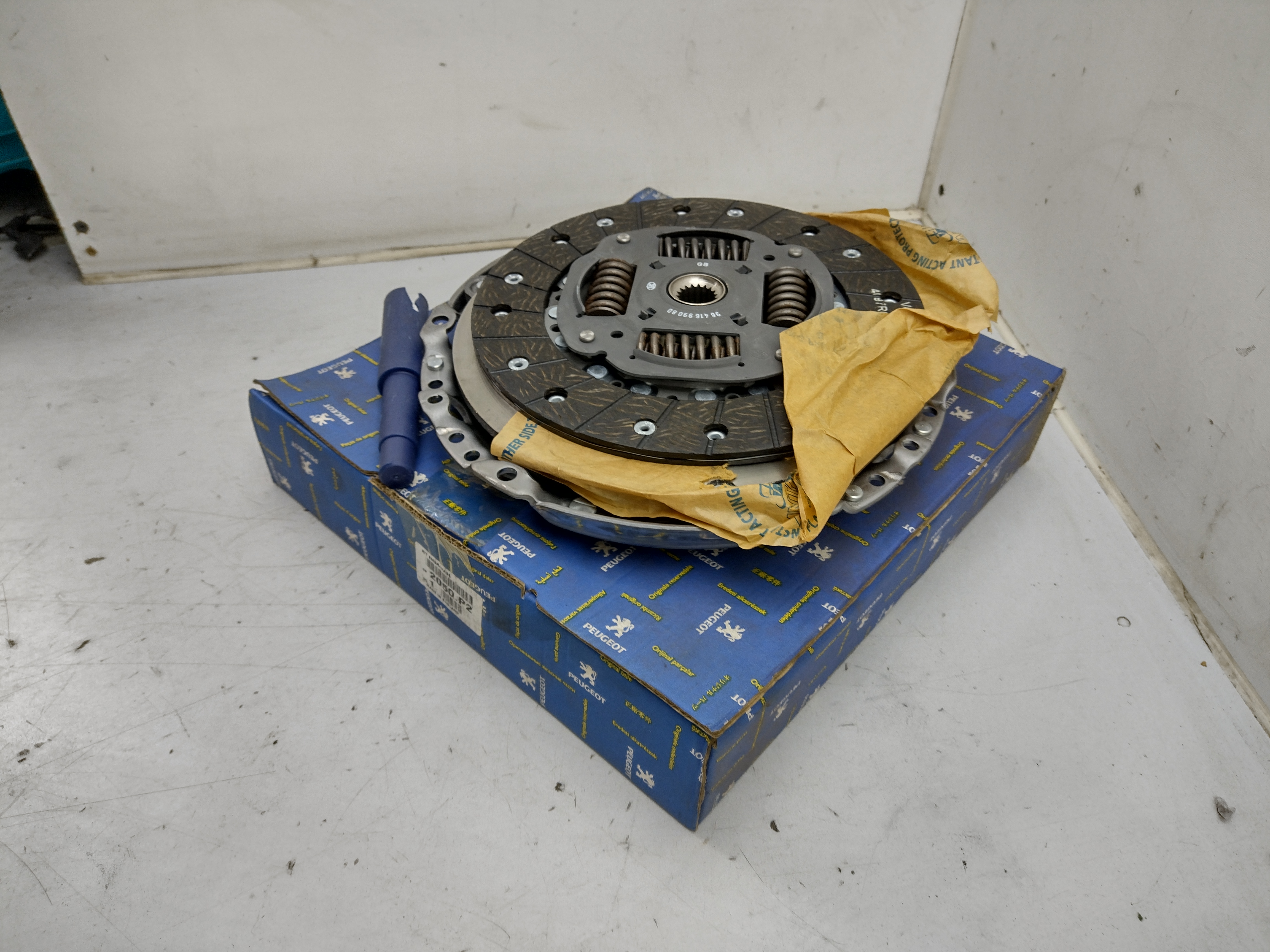 Peugeot 306 Partner Kupplungssatz (Getriebe BE3R) 2050P2 NOS NEW OEM